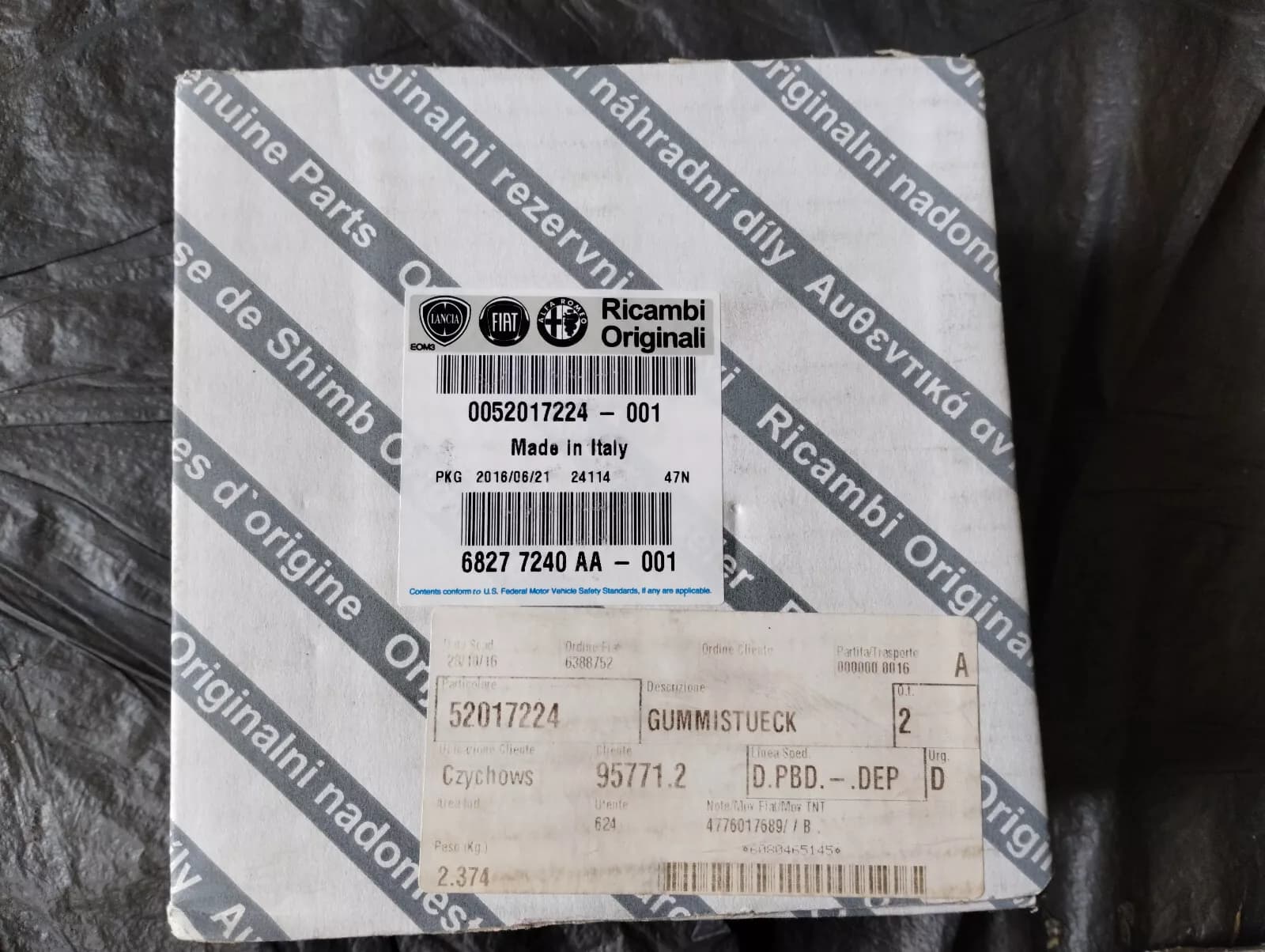 Genuine Fiat strut mount No : 52017224