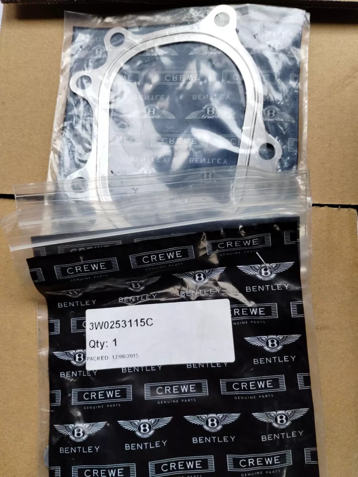 ORIGINAL BENTLEY SEAL W12 ENGINE (2003-17) 2 PCS No: 3W0253115C