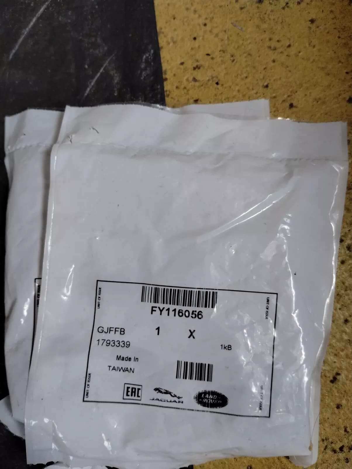 Genuine Jaguar, Land Rover, nut 4 Pcs Nr: FY116056