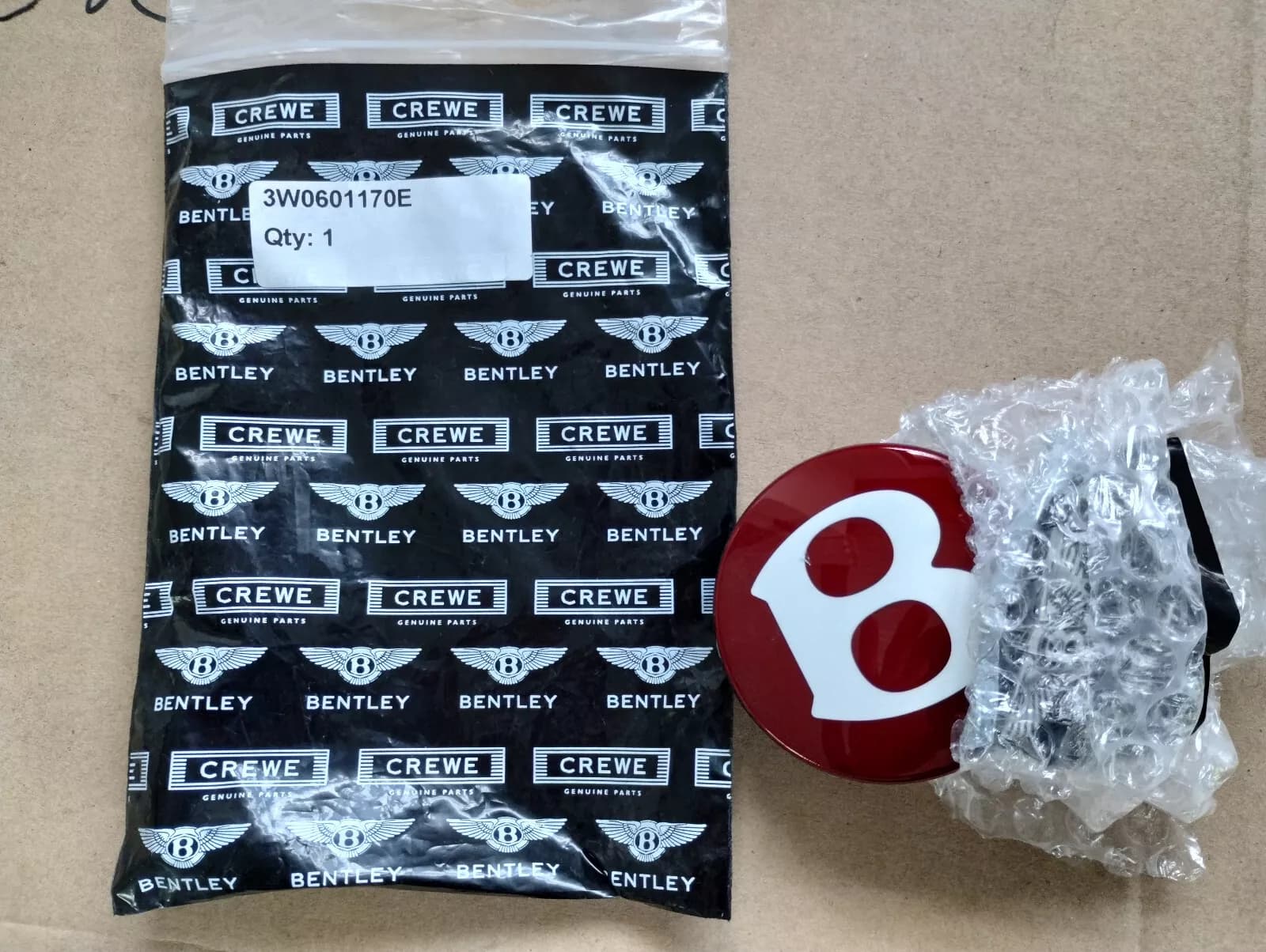 Bentley genuine CENTRAL COVER V8 No:3W0601170E