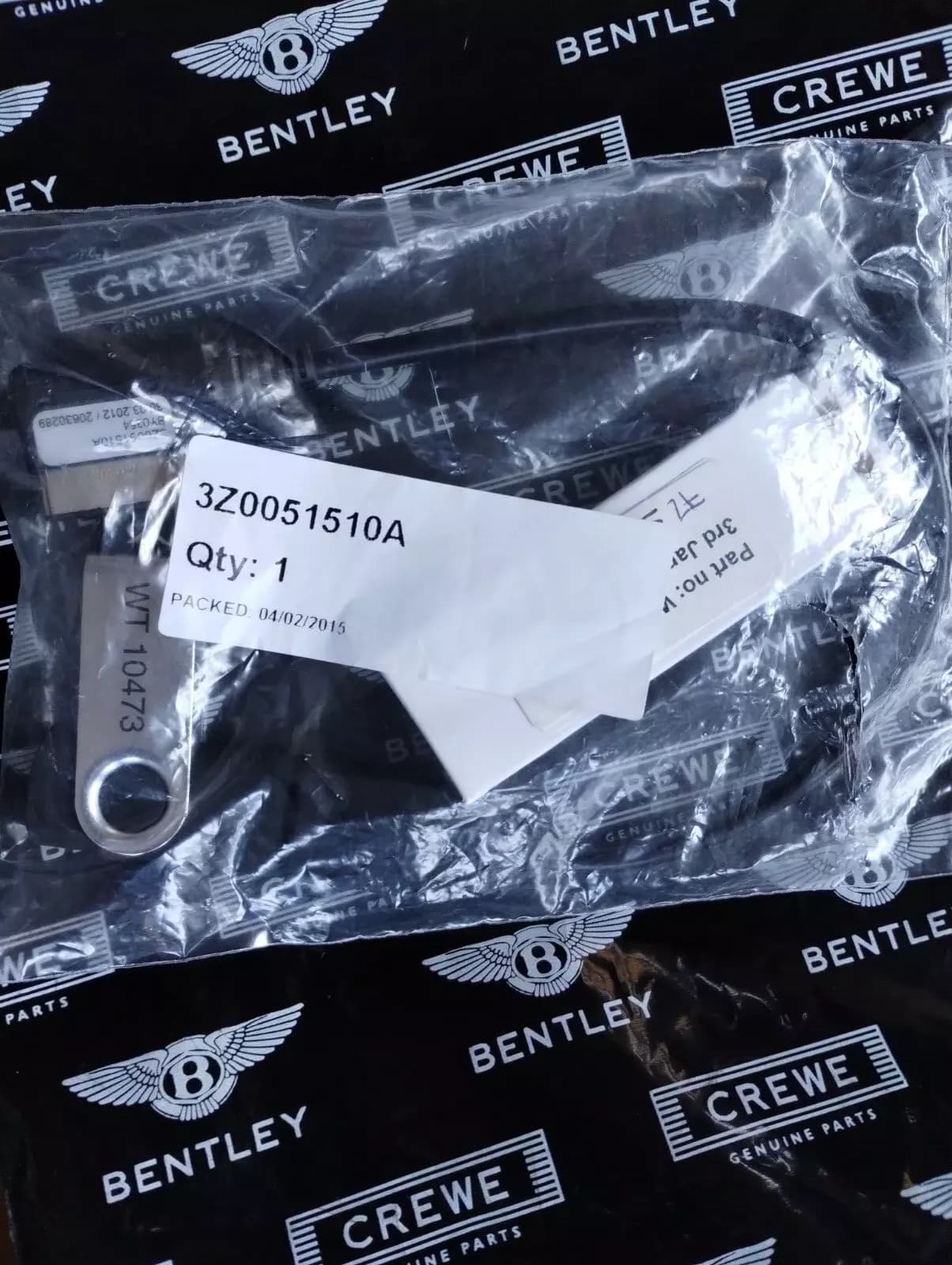 NEW Bentley genuine USB CONNECTION CABLE No: 3Z0051510A