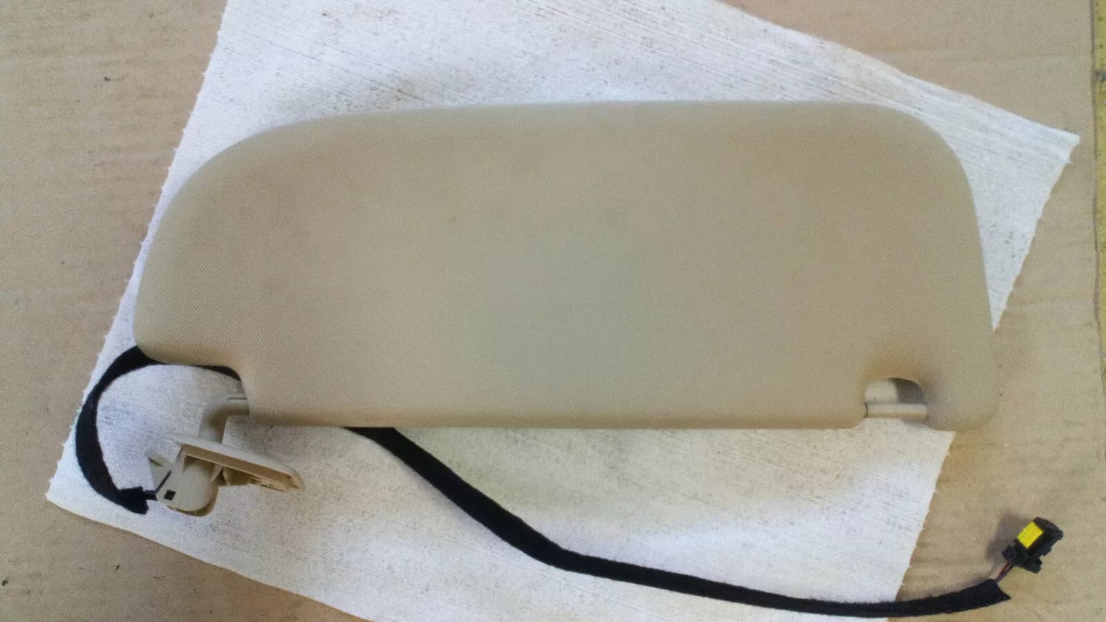 Peugeot 607 year: 2008 sun visor, (right, left)