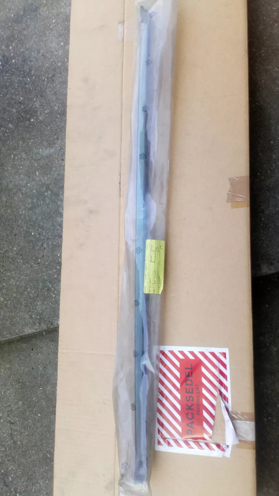 Saab 900 Rear Wind Decor strip No:6955892