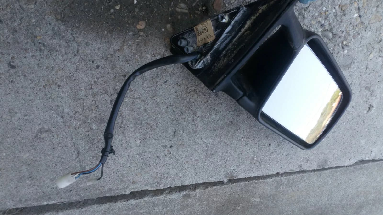 SAAB 9000 CSE, CDE Exterior mirror right electrically adjustable RHD part no:4684783