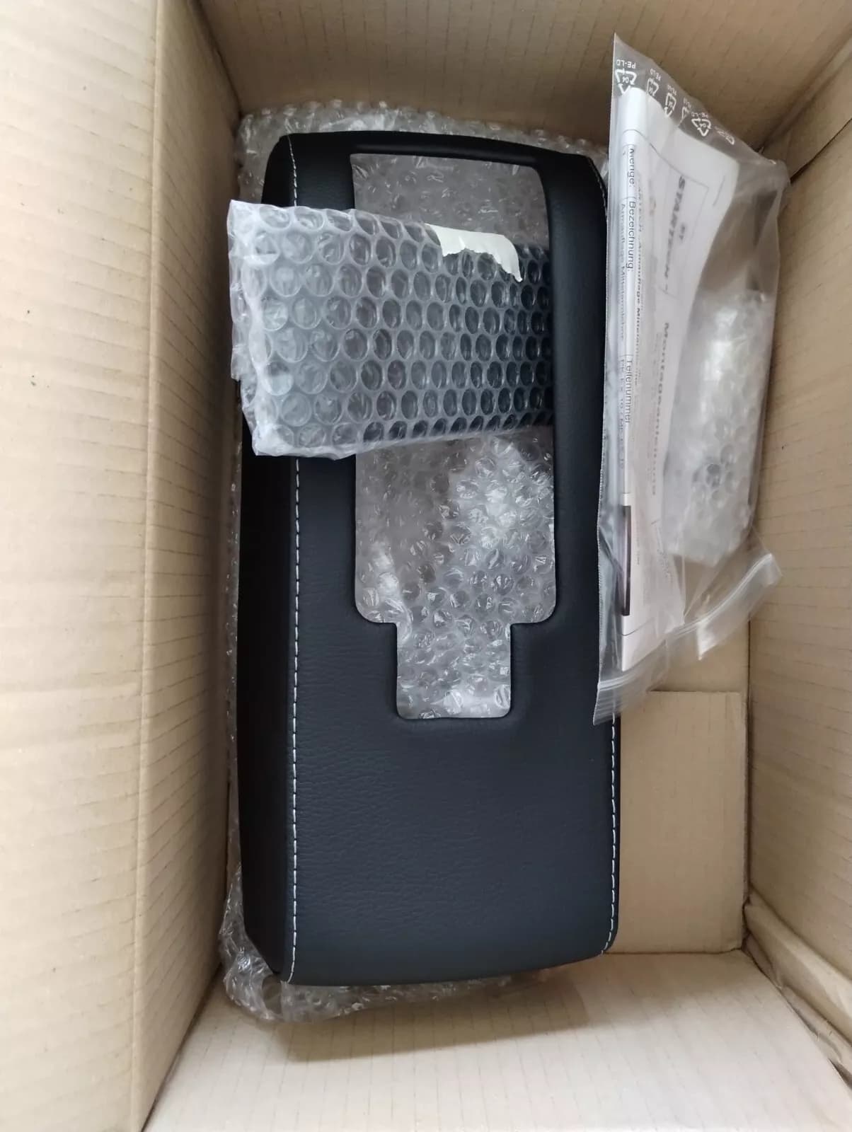 Genuine Startech Dodge, Jeep , armrest 1 pcs no: MK-EX-10