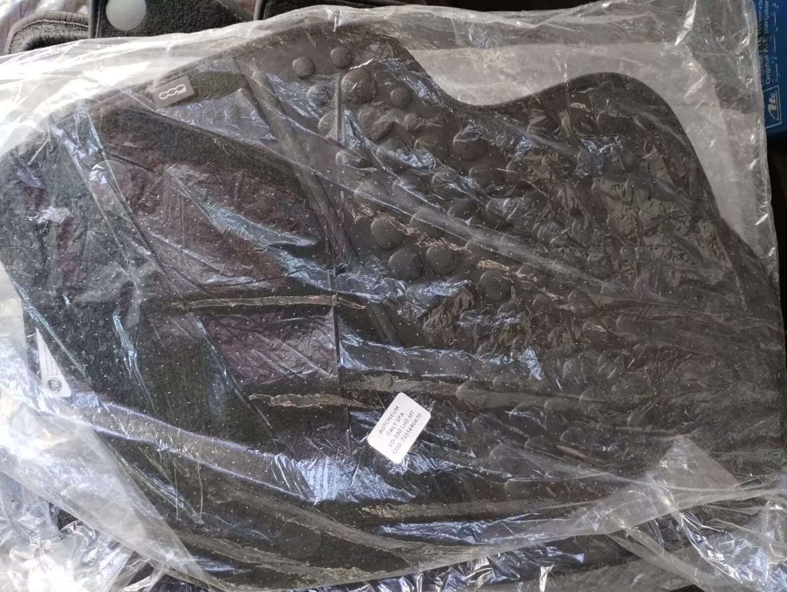 Genuine FIAT 500L floor mats No: 7355690670