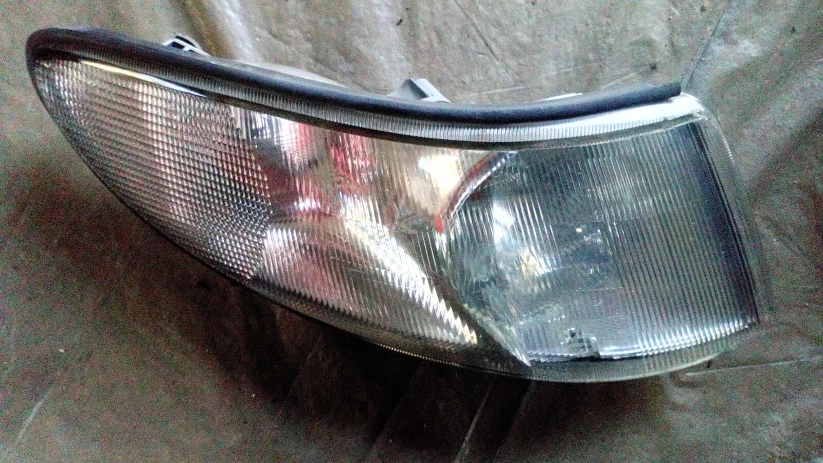 SAAB 900NG Turn signal right part no:4373981 year:1994-1998