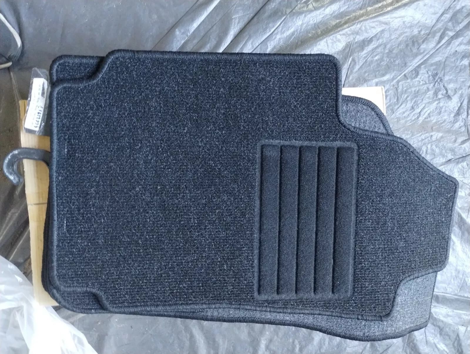 Genuine Fiat Stilo 3 door Mats, floor mats.No: 46623917
