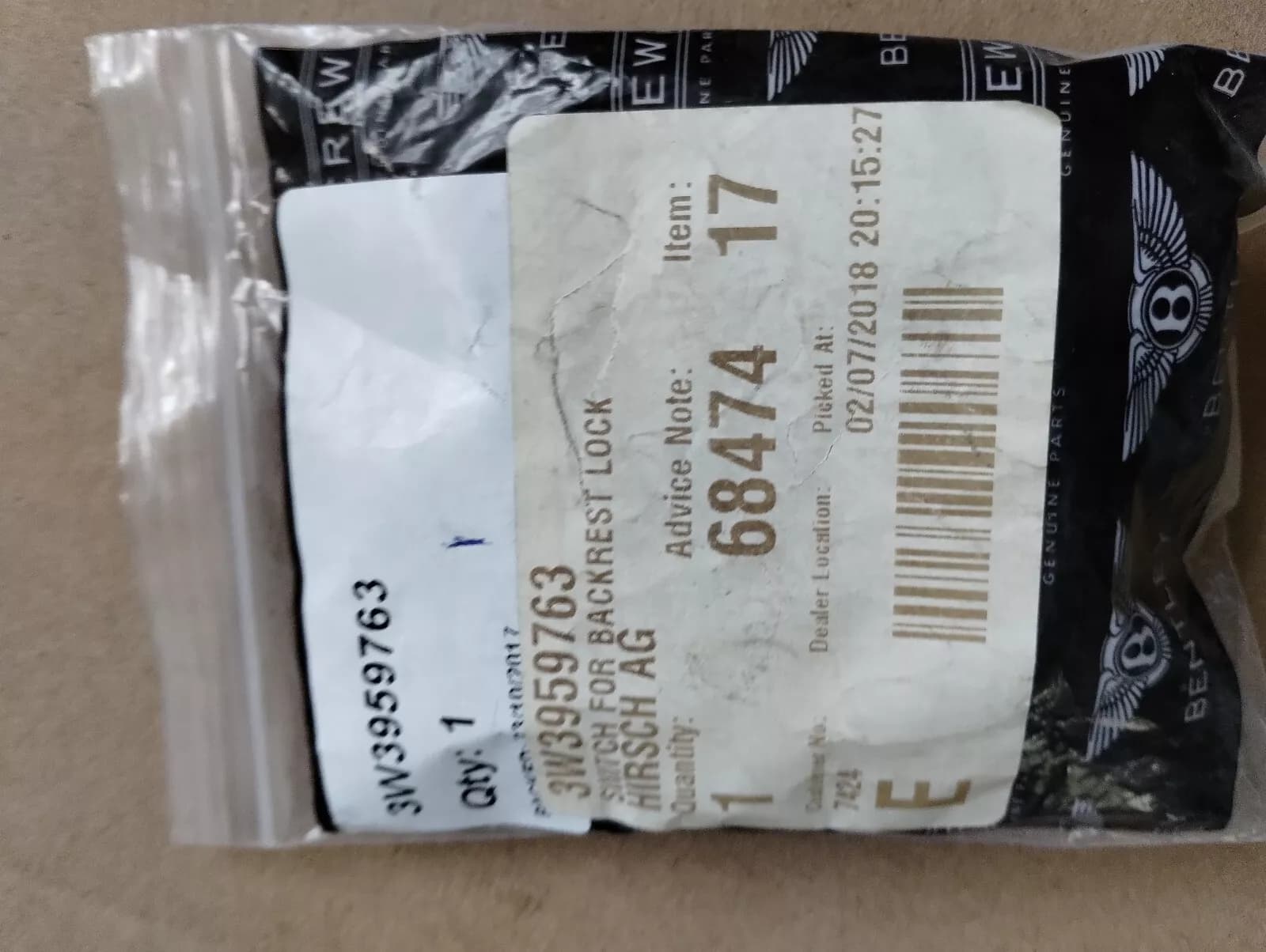 Bentley genuine SWITCH LEHENBERRIEGELUNG LI No:3W3959763