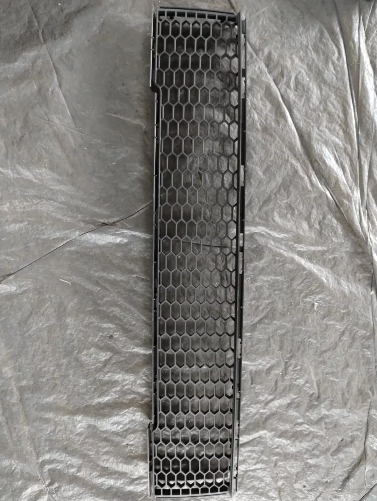 Genuine Fiat, Bumper gril Nr: 735425618