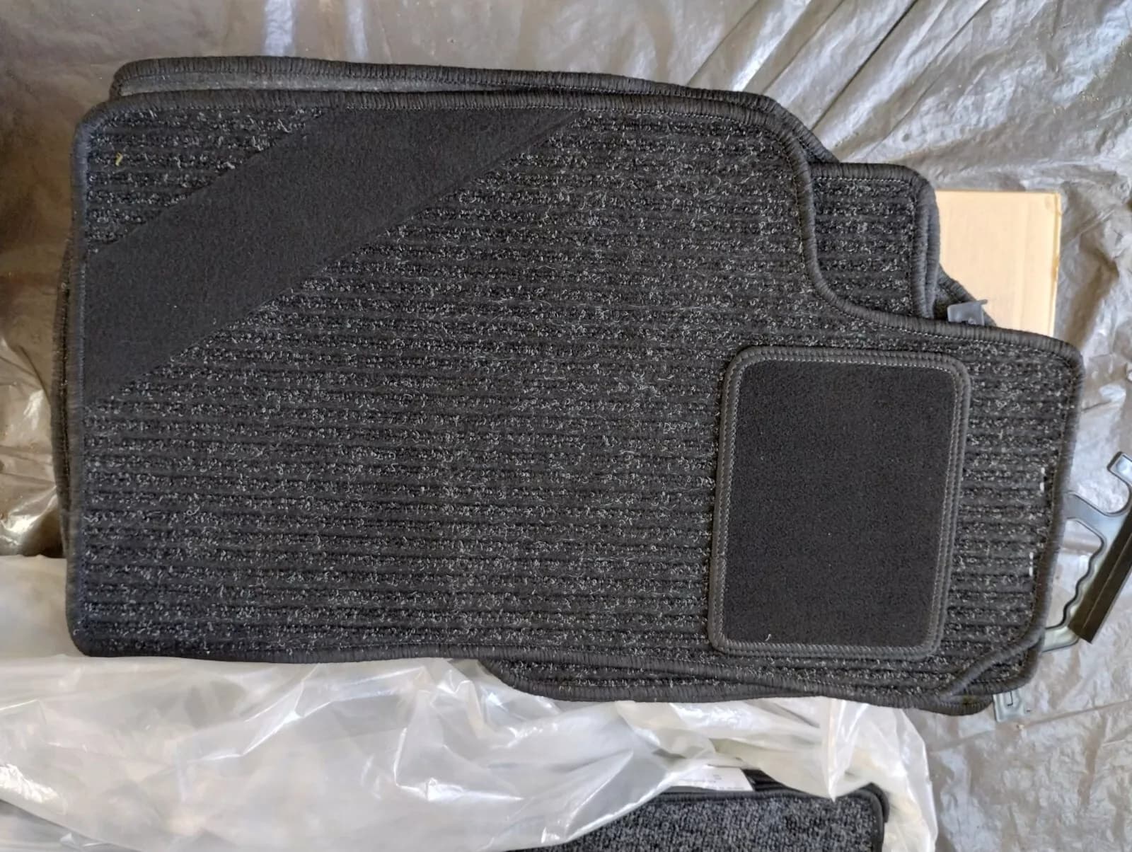 Genuine Alfa Romeo 147 Mats, floor mats. No: 0112