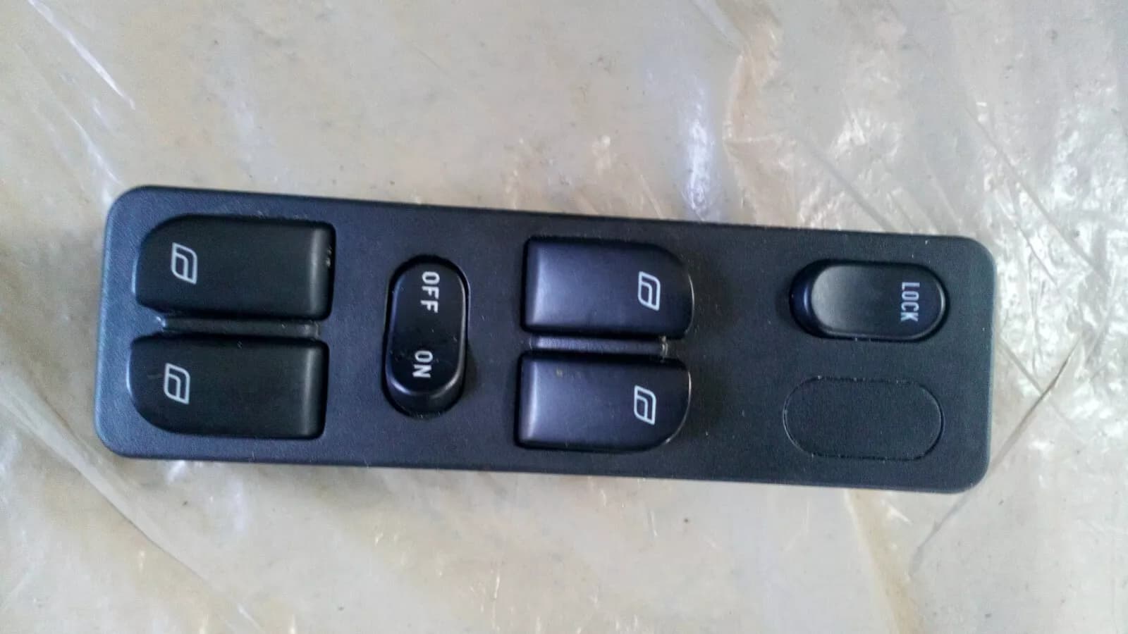 Saab 9000, 900 II power window switch part no:4519146 year:1995-98