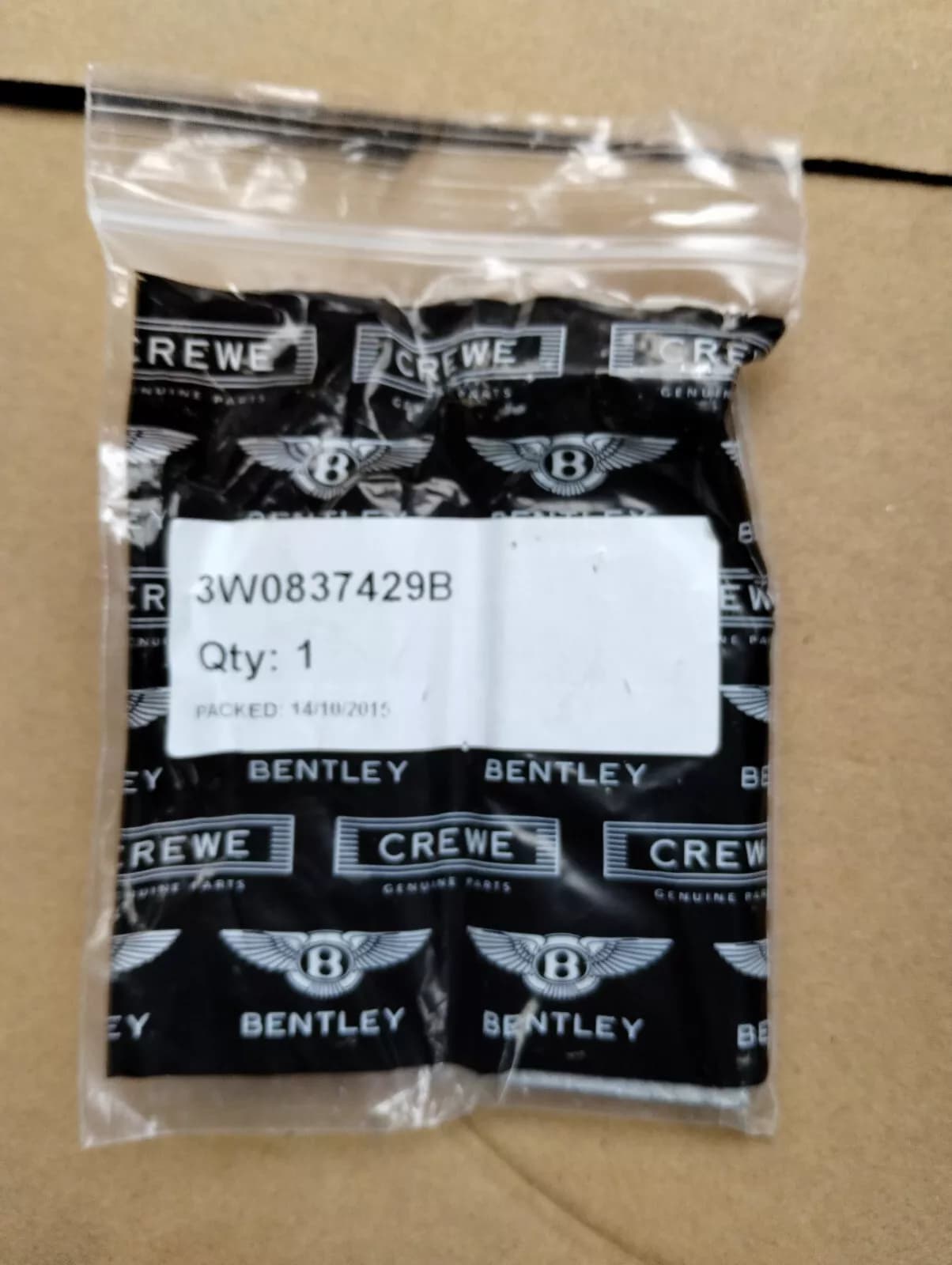 ORIGINAL BENTLEY DOOR CATCH 1 PCS no: 3W0837429B