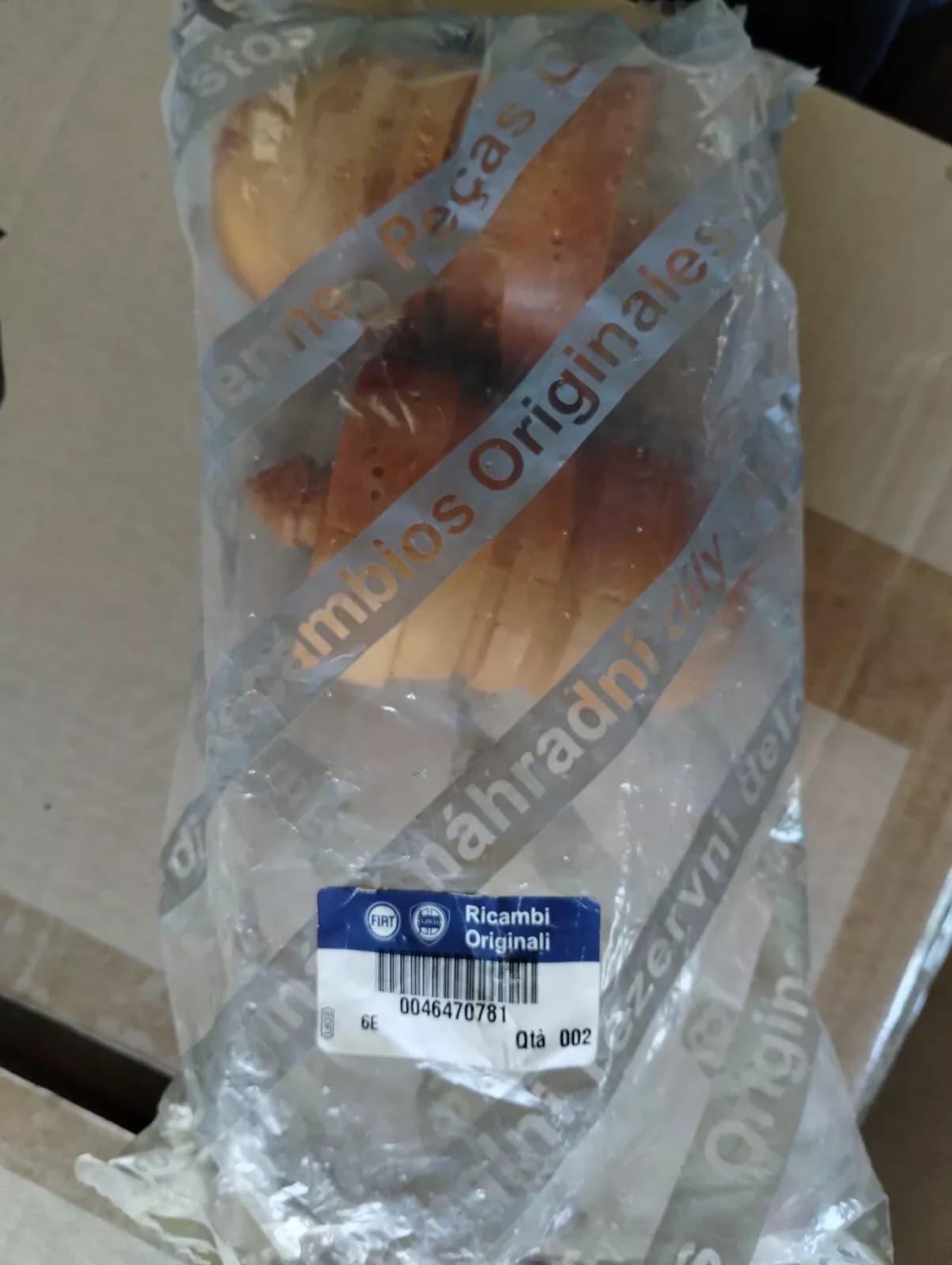 Genuine Fiat RUBBER PAD 2 pcs No : 46470781