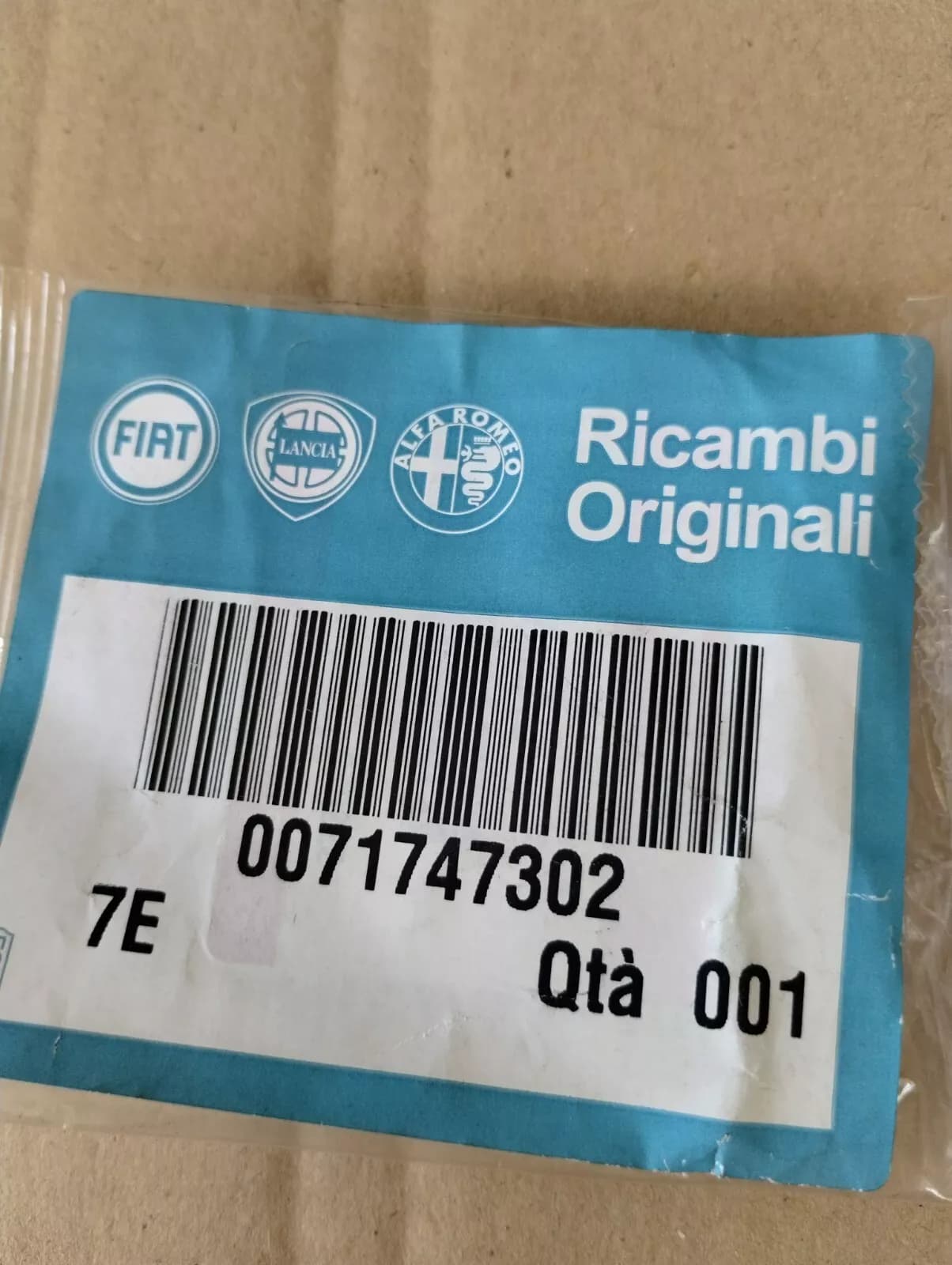 Genuine Fiat plug 6 pcs No: 71747302
