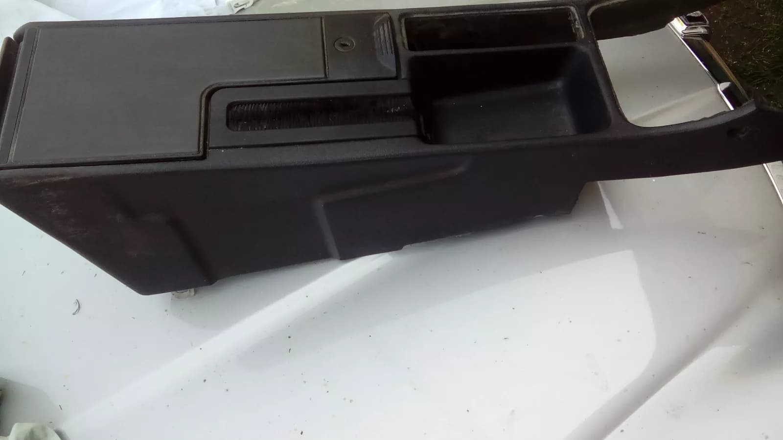 SAAB 9000 CSE, CDE glove compartment center console black