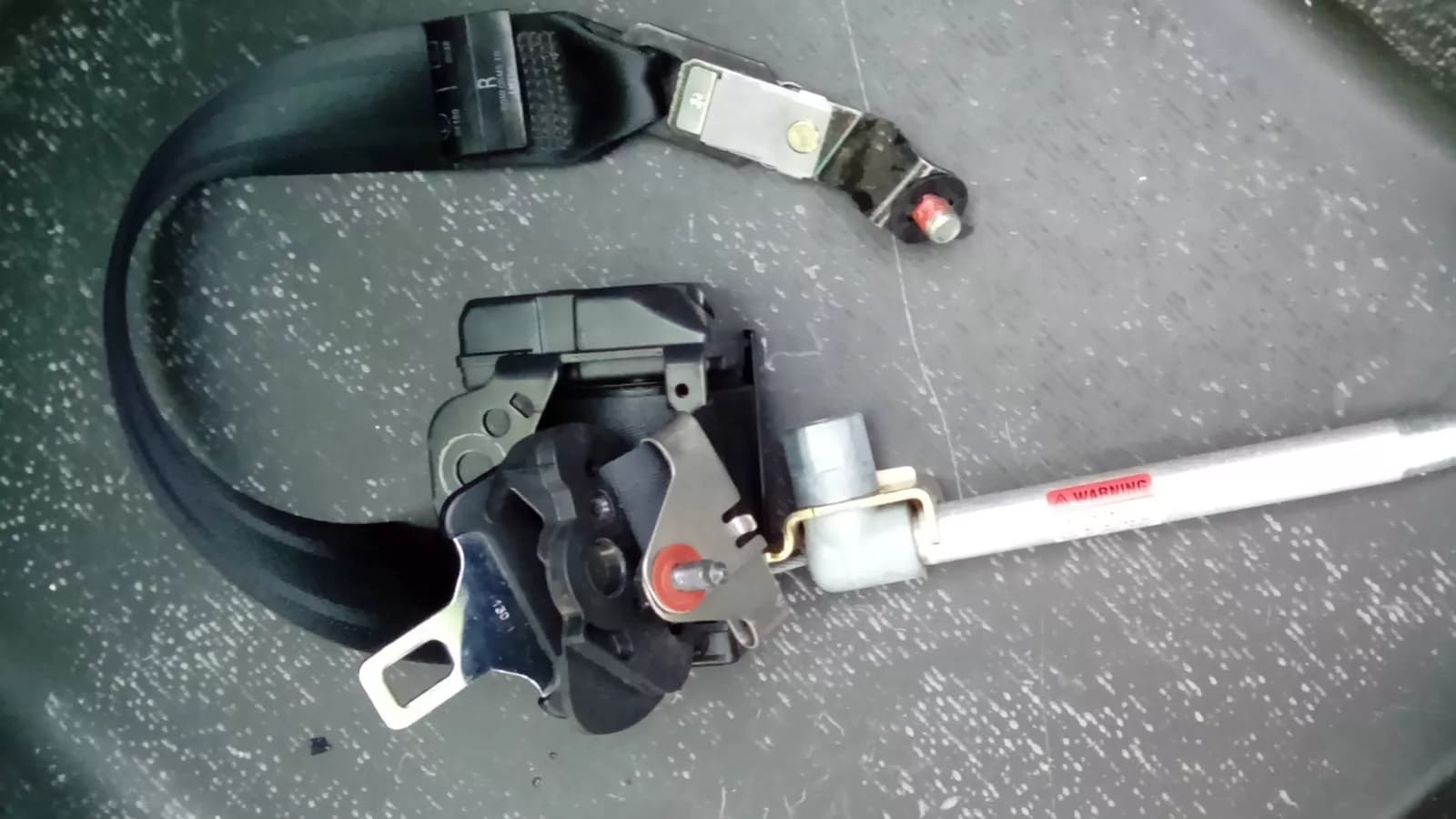 SAAB 9-3 seat belt front right color black part no:570186800G year:2002