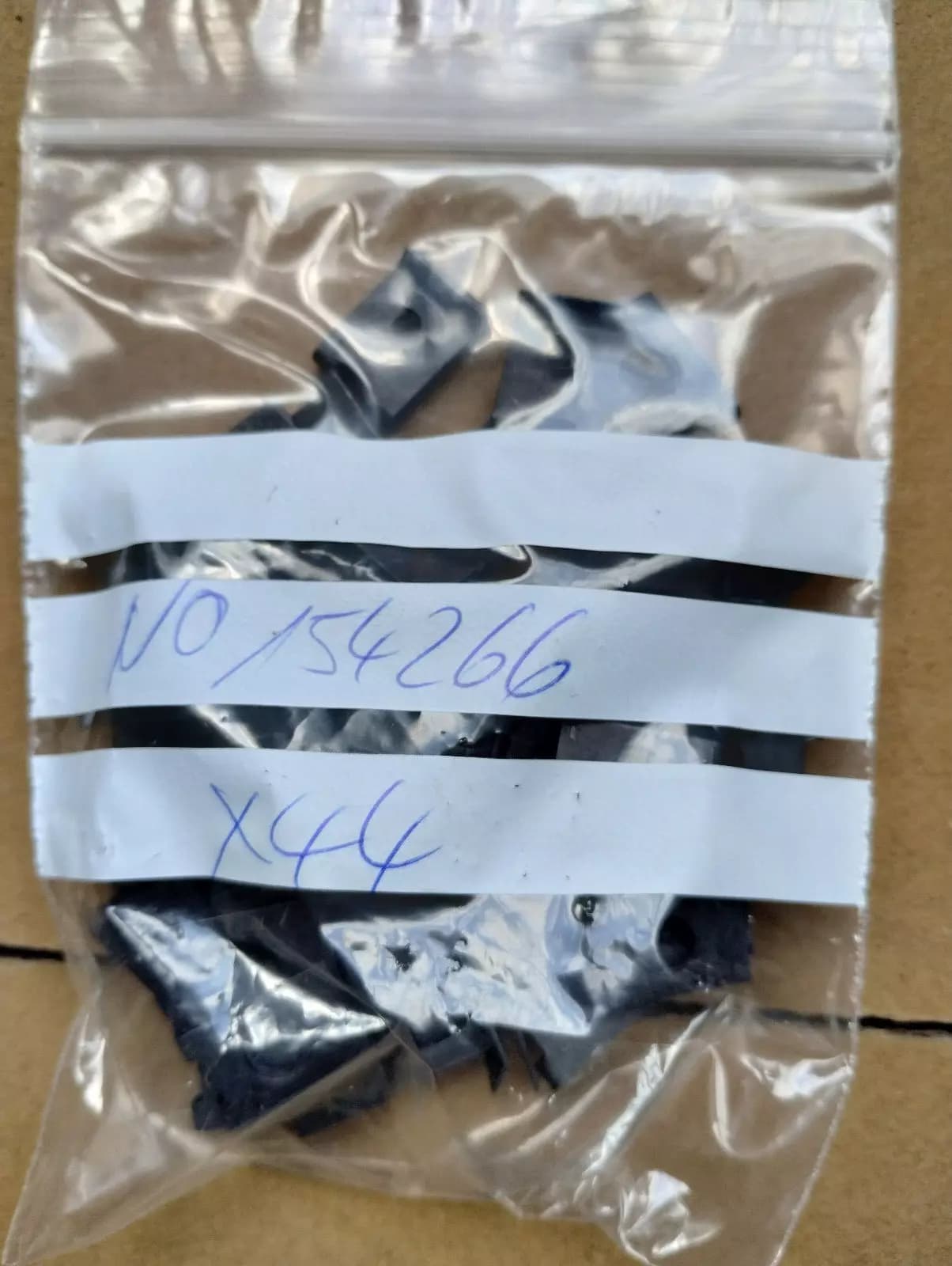 ORIGINAL BENTLEY SPRING CLIP 44 PCS No: N0154266