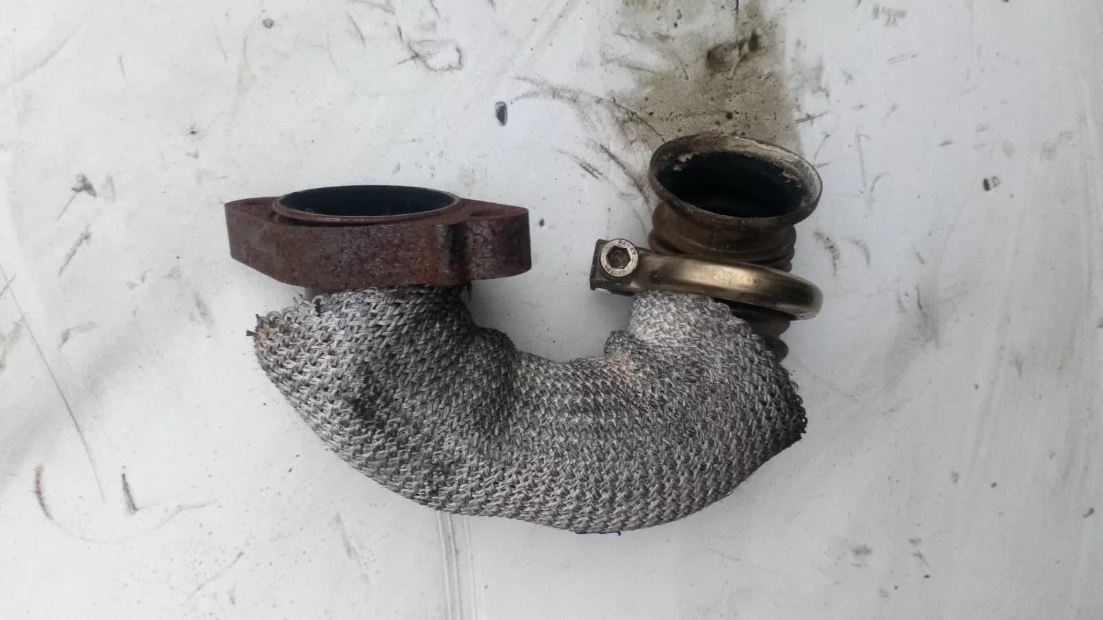 Peugeot 2 2HDI 170PS EGR flexpipe