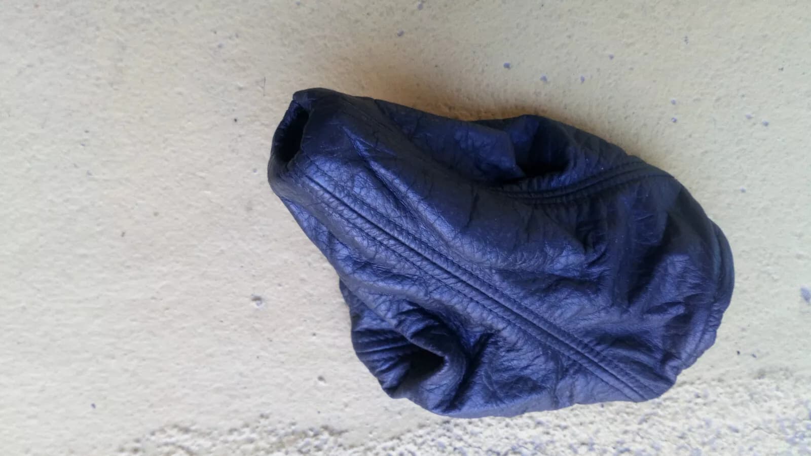 Saab 9-5 shift boot leather year:2002