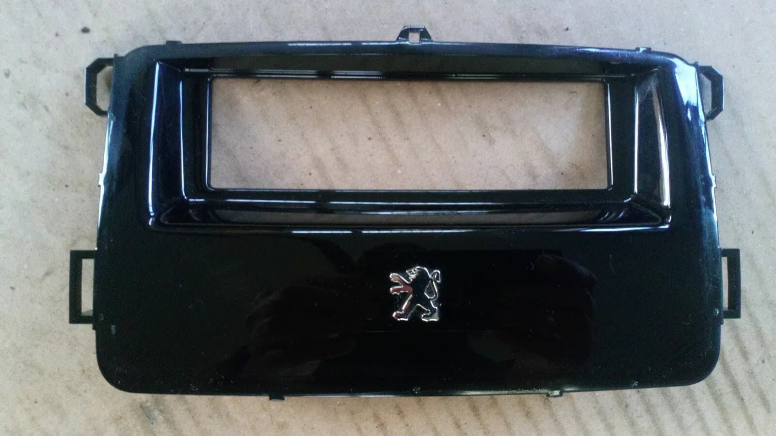 Peugeot 607 center console cover part no:9653058577