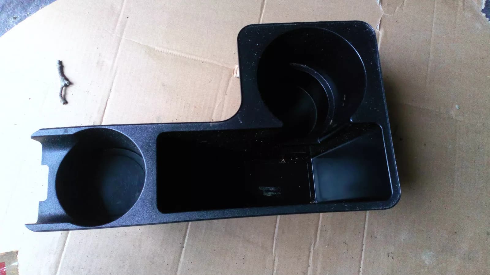 SAAB 9000 cup holder part no:4708434