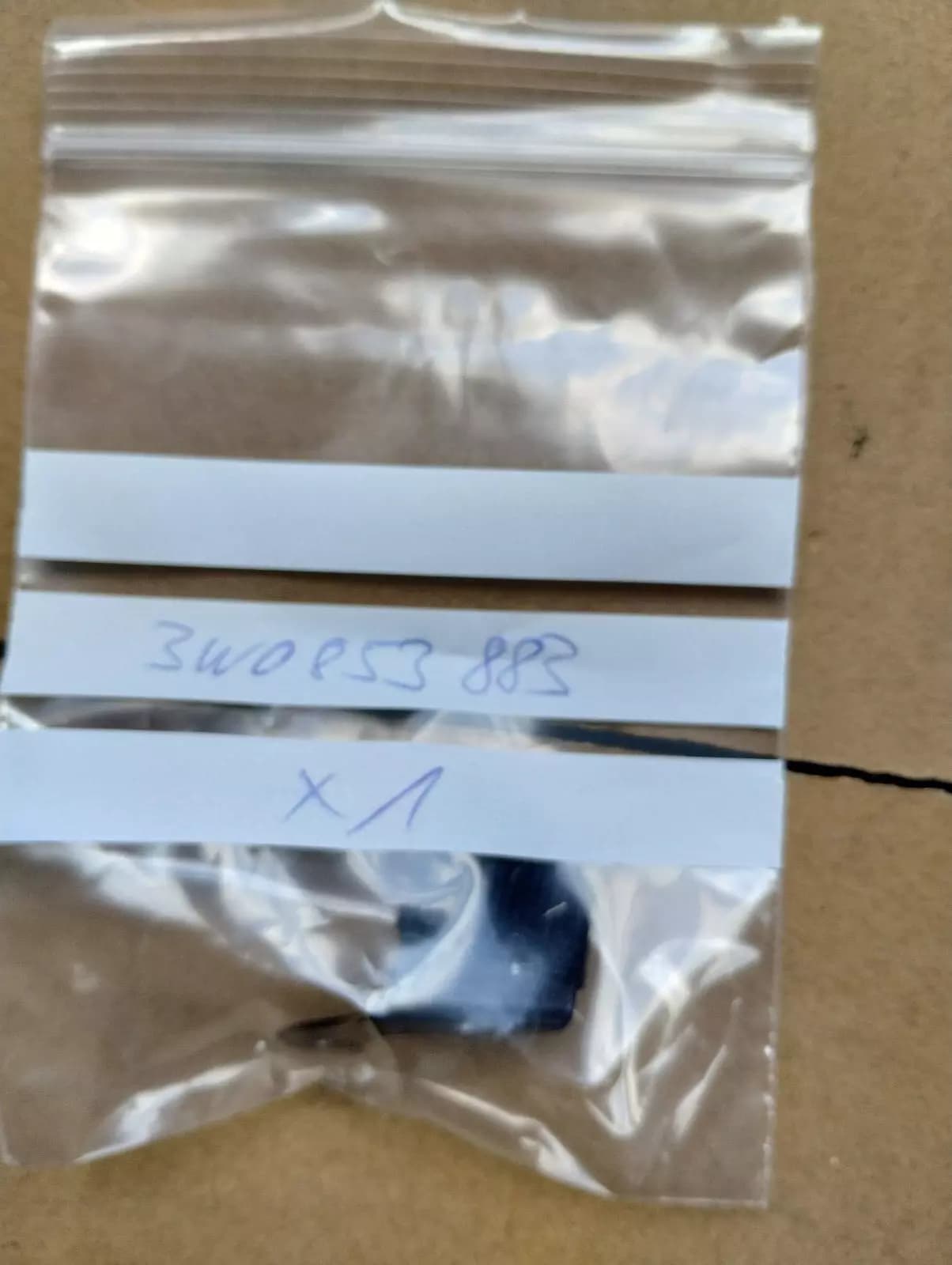 ORIGINAL BENTLEY BRACKET 1 PCS No: 3W0853883