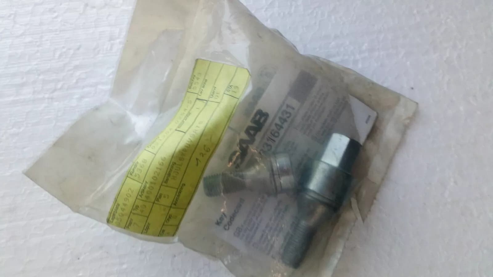 SAAB 9-3, 9-5 Lockable Wheel Bolts, wheel Lock Set no: 400102166