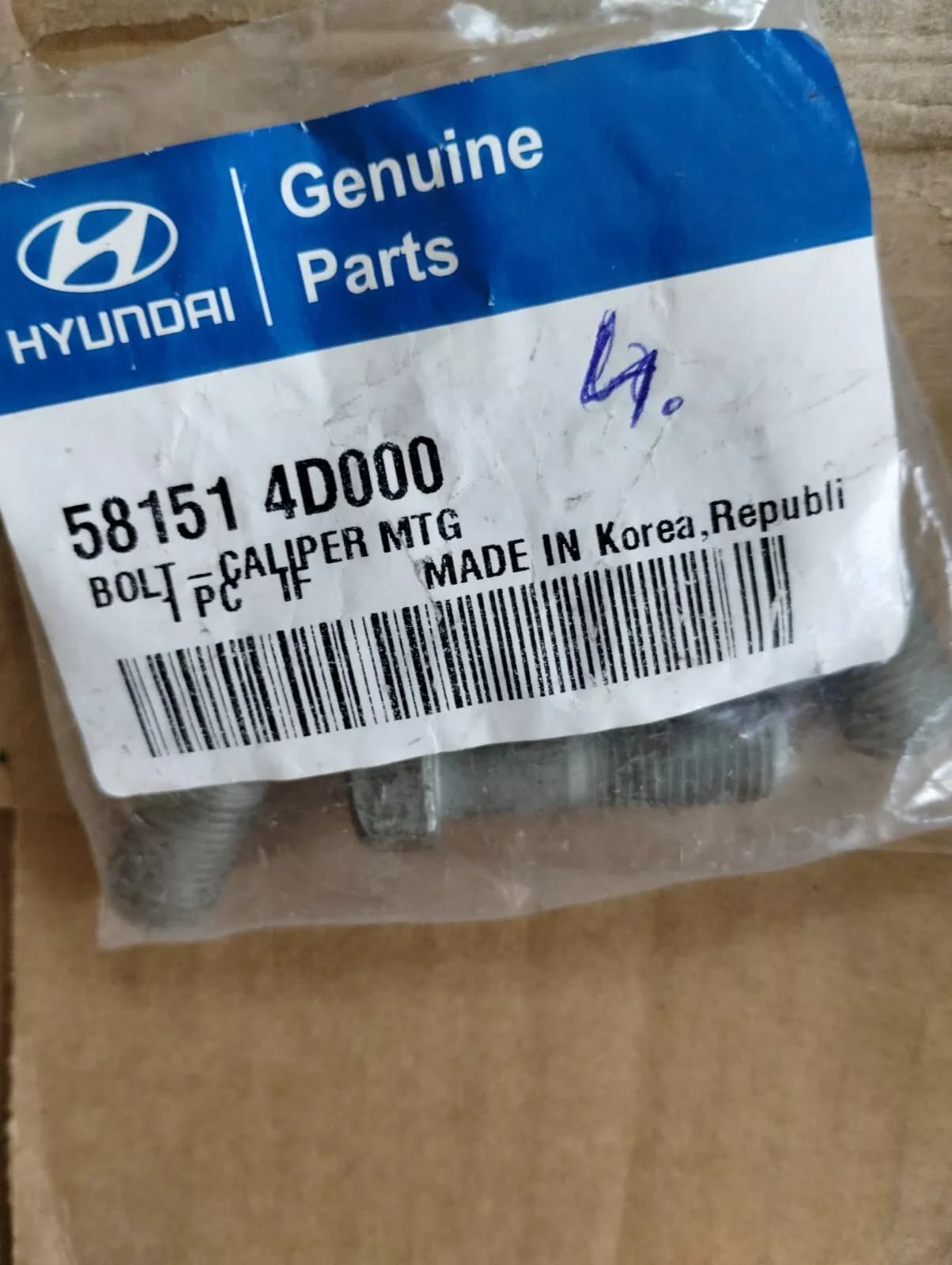 Genuine Hyundai, bolt caliper 4 pcs no: 581514D000