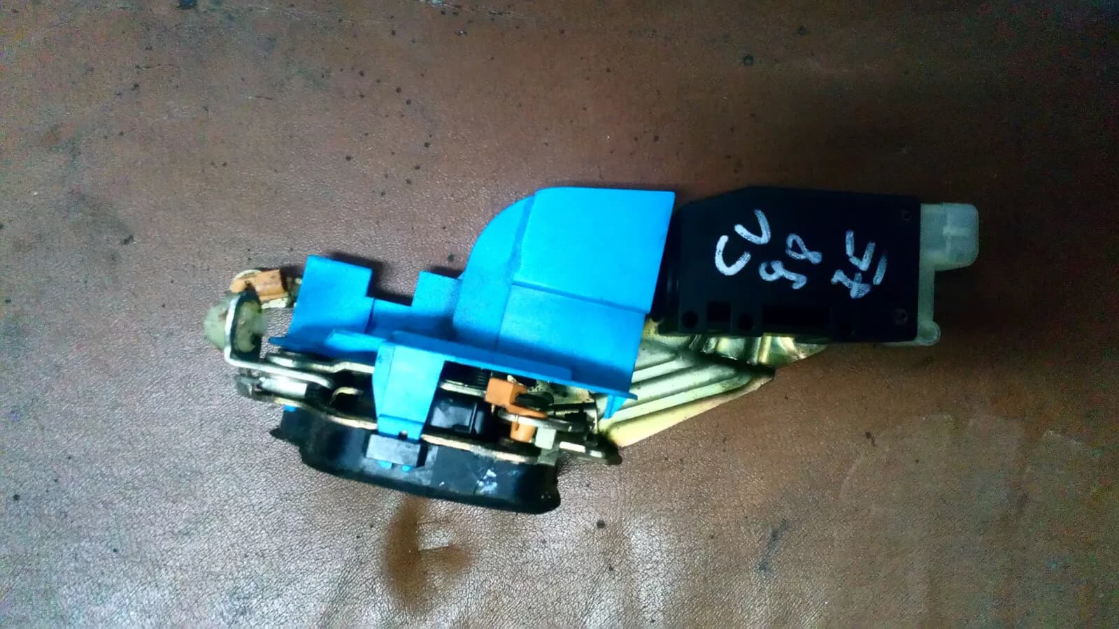 Saab 9-3 Convertible door lock, central locking right part no 4809356