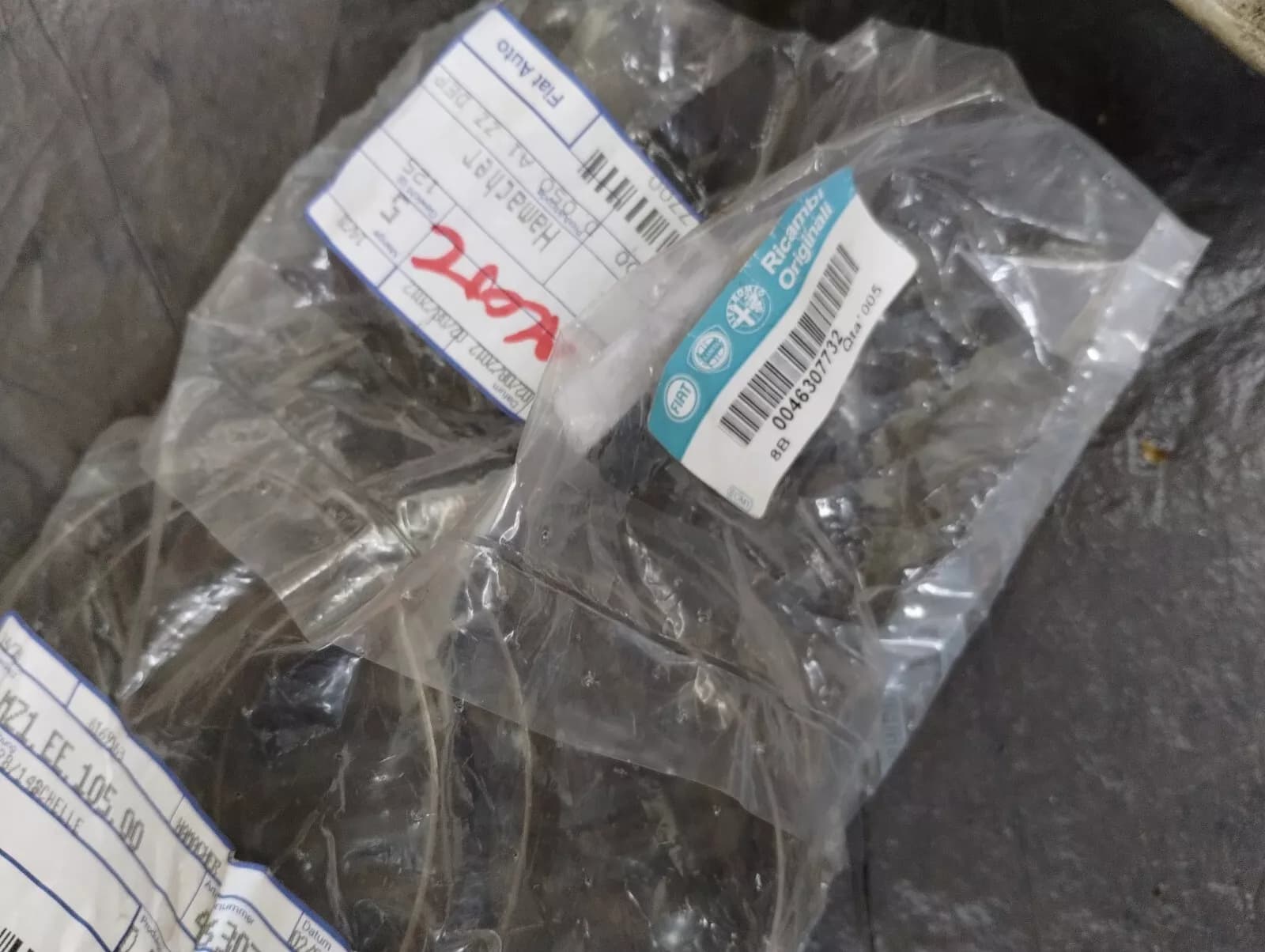 Genuine Fiat collar 8 pcs No : 46307732