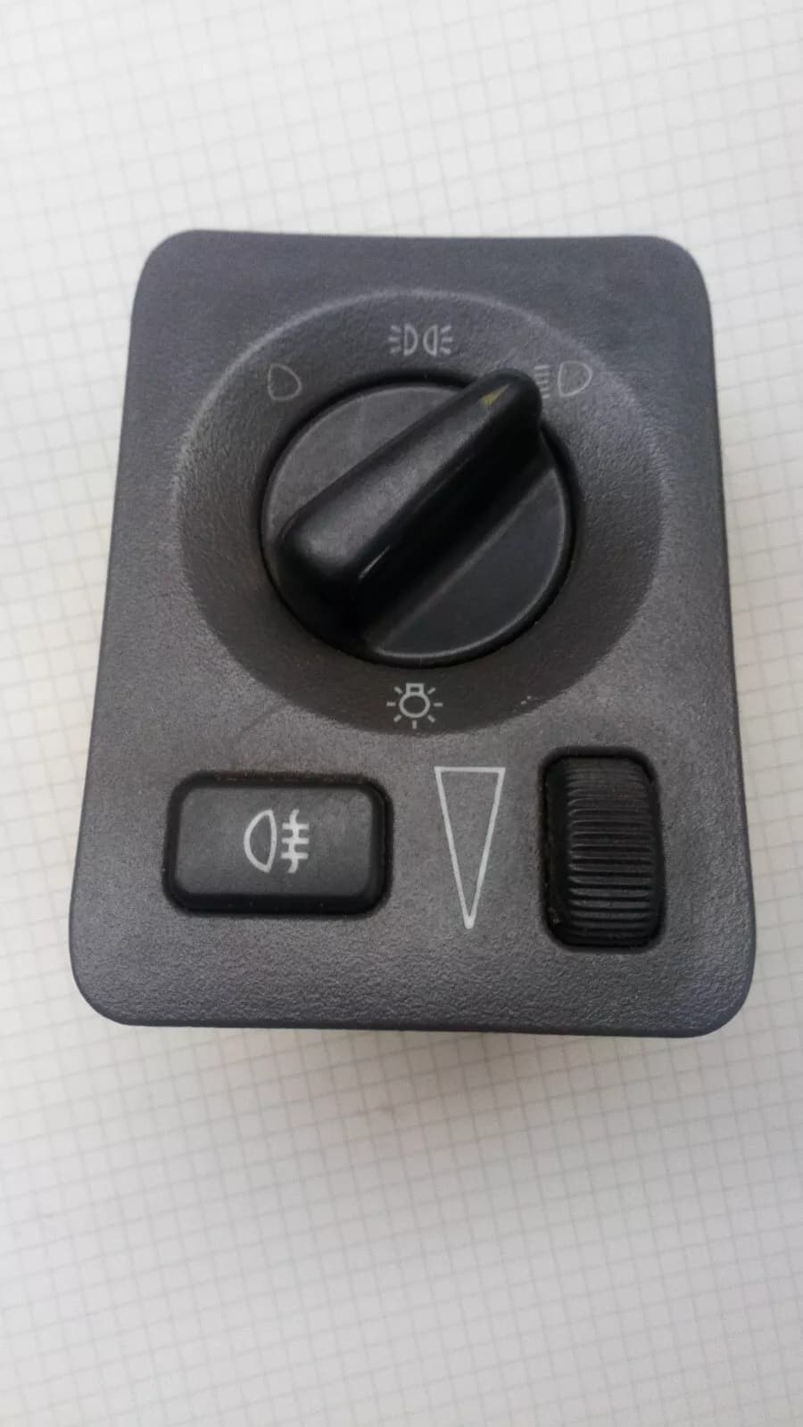 Saab 9-5 light switch part no:4616124 year:1998-2010