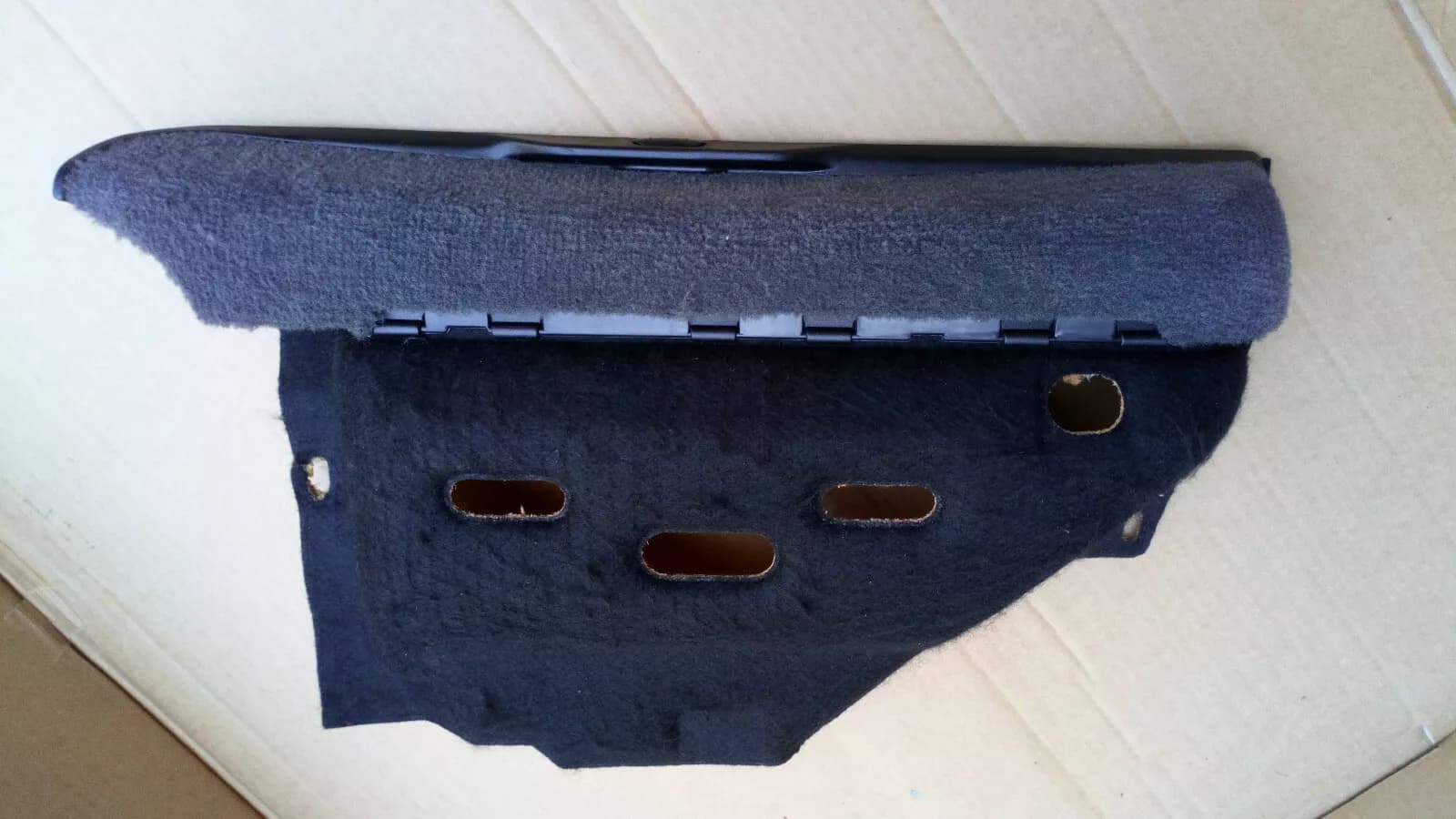 SAAB 9000 fuse box cover