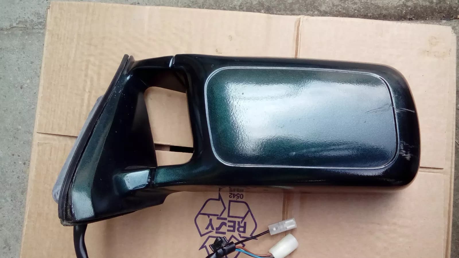 SAAB 9000 CS, CSE, CDE exterior mirror house left Painted color green
