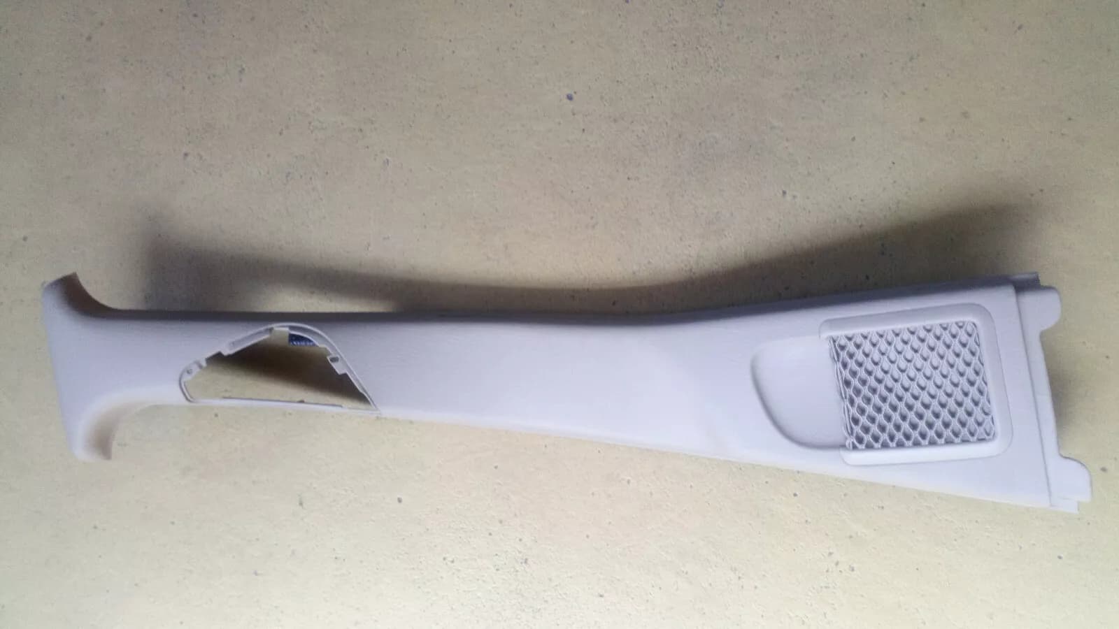 Saab 9-5 "B" Pillar trim right, part no:4706172 year: 1998-