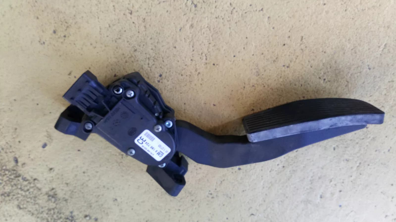 SAAB 9-3 Accelerator, pedal Part no:9186724 year:2003-11