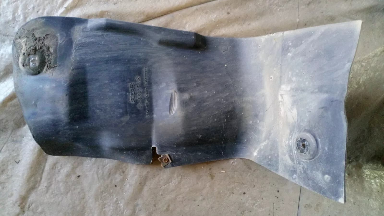 SAAB 900NG, 9-3 wheel arch coverPart no :4334454 year:1994-2003