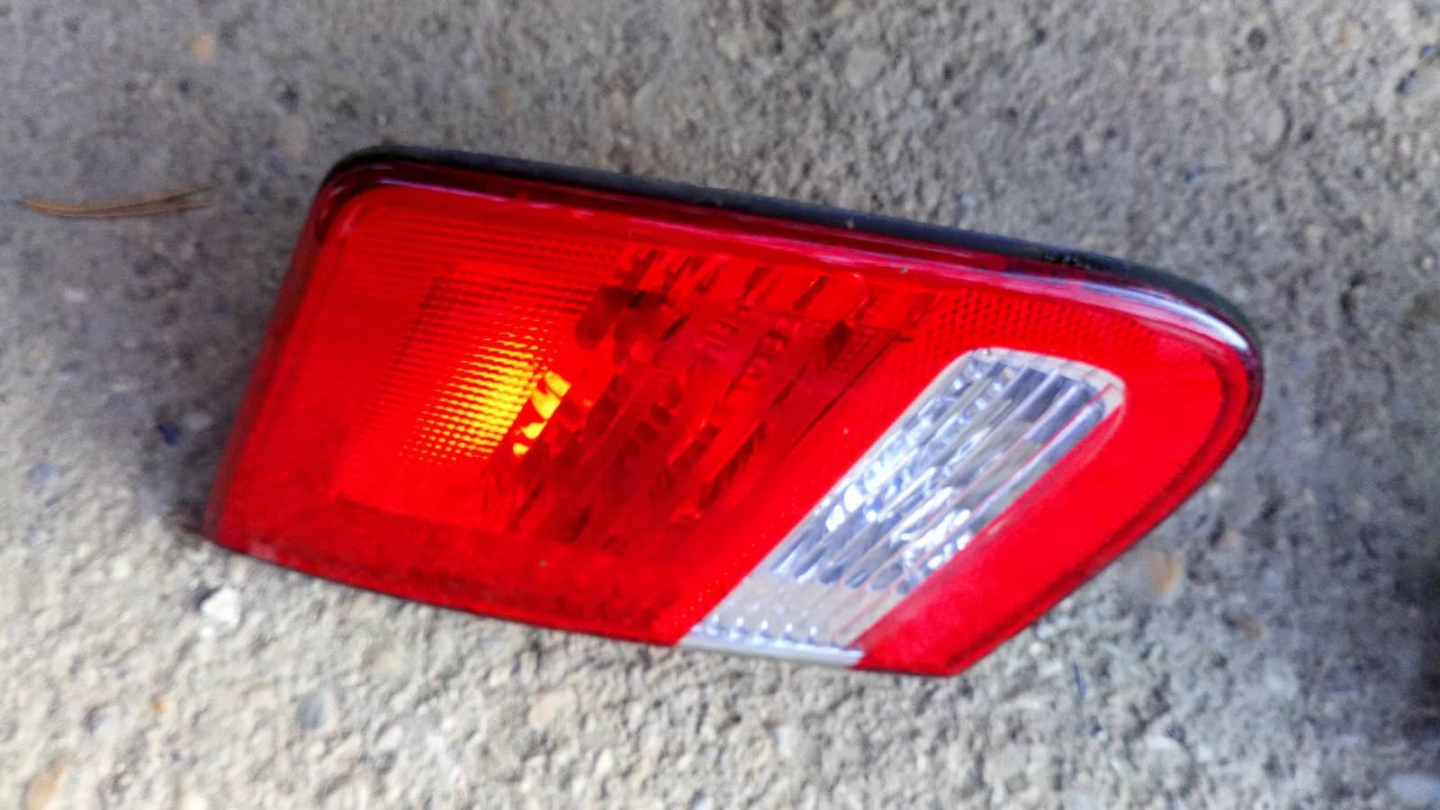 SAAB 9-3 tailgate light left Bj:2003-07