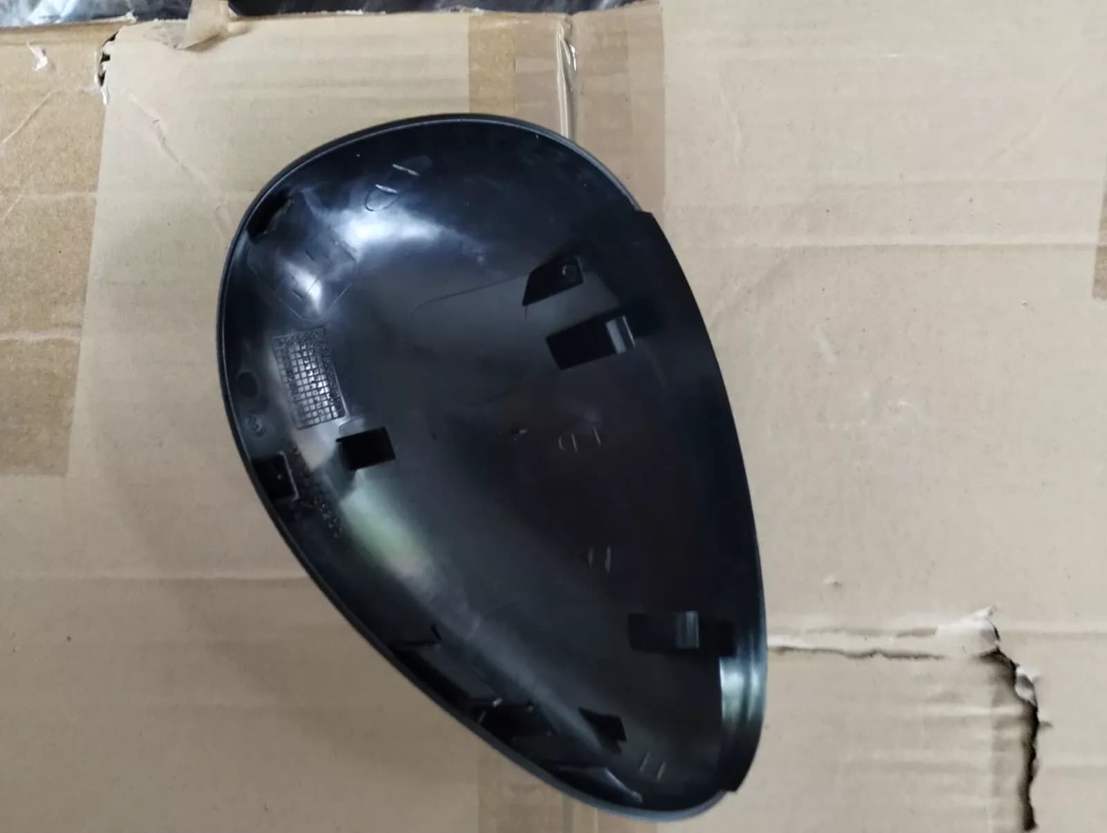 Genuine Fiat, Mirror cap Nr: 1704705200