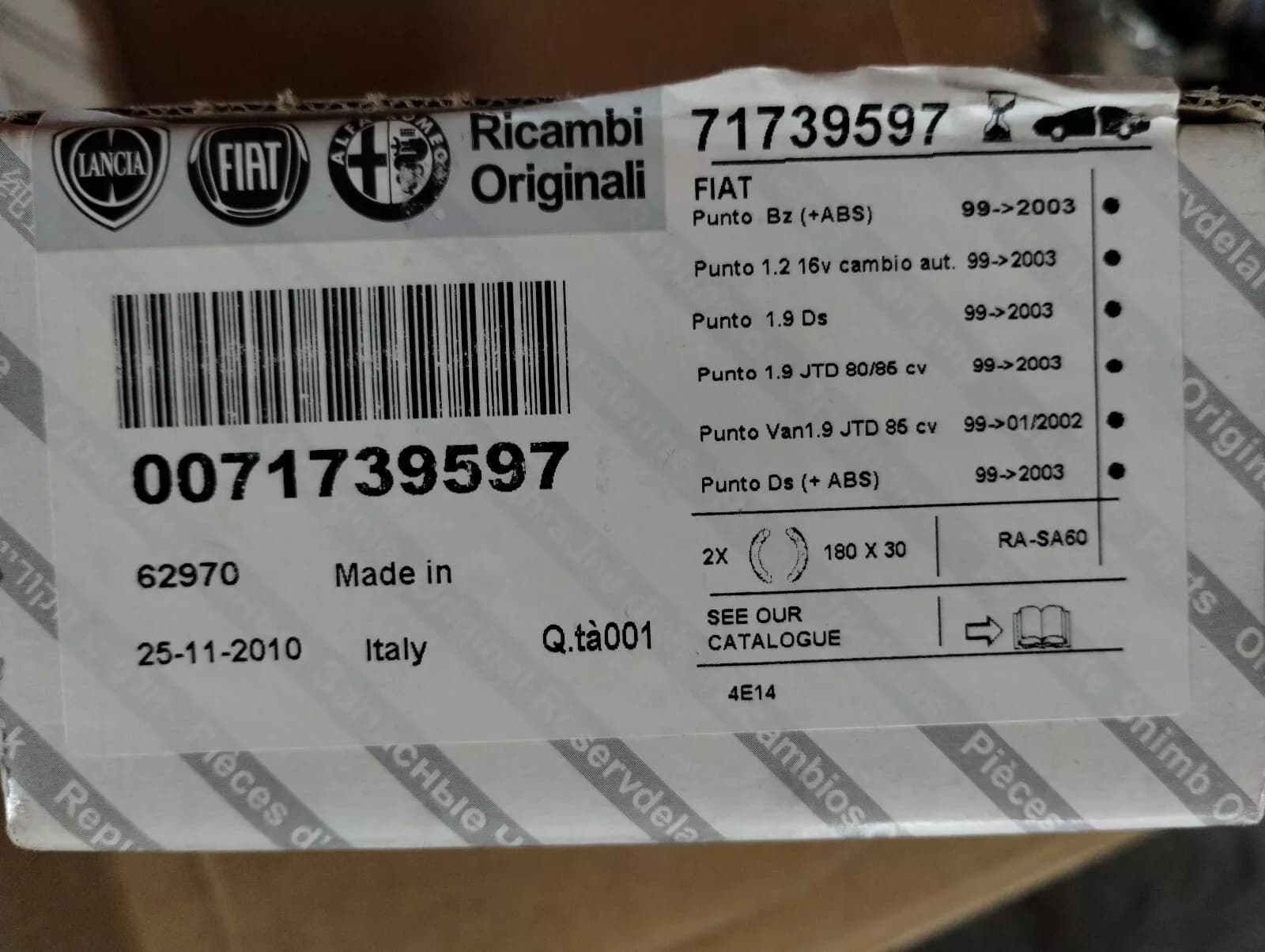 Genuine Fiat BRAKE SHOE KIT No : 71739597