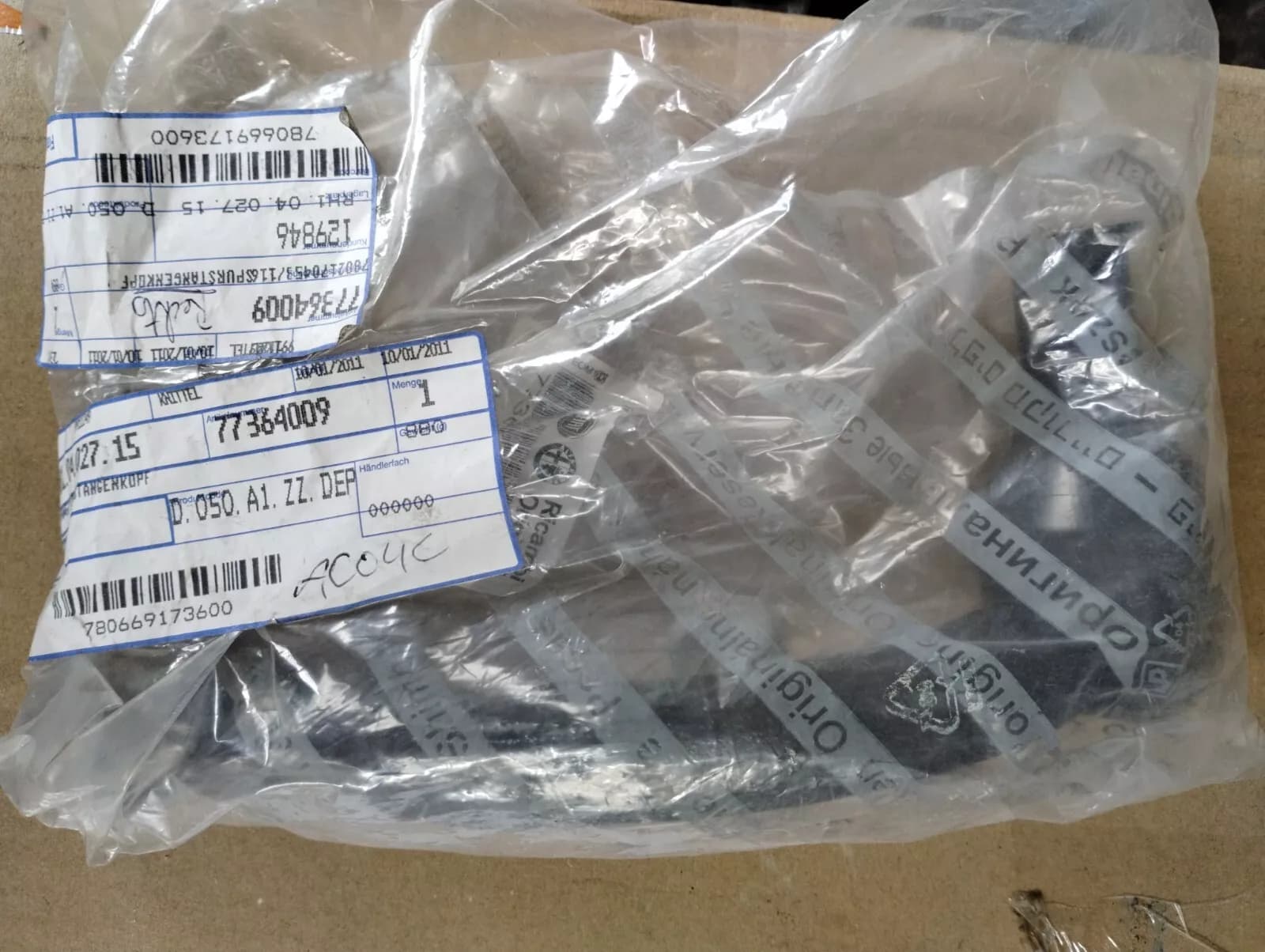 Genuine Fiat STEERING TRACK ROD END No : 77364009