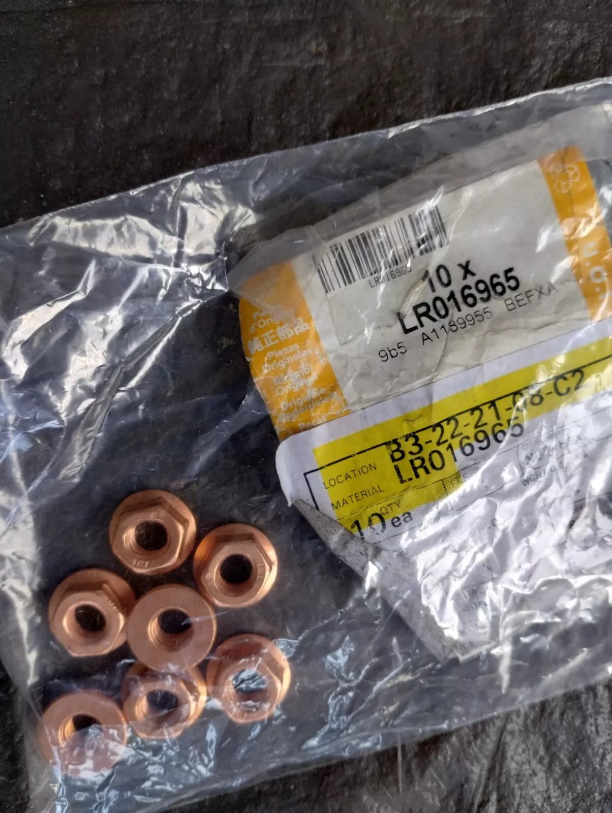 Genuine Jaguar, Land Rover, nut 7 Pcs Nr: LR016965