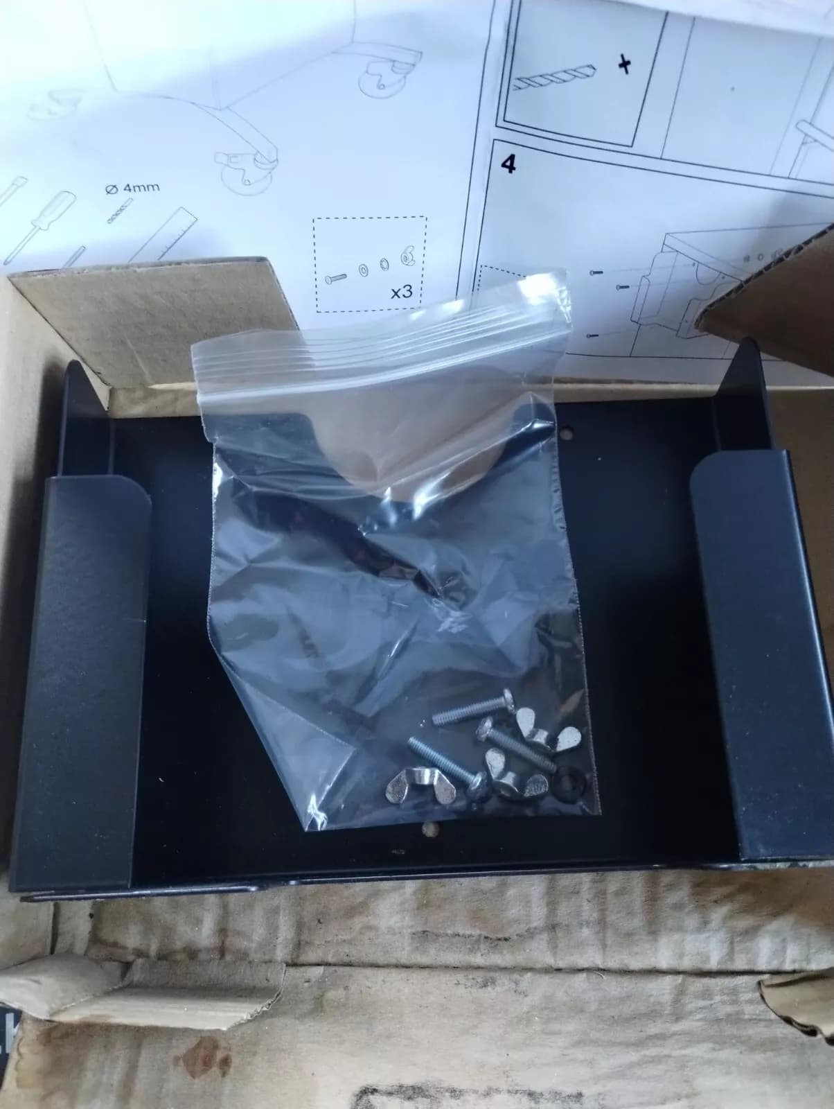 NEW BENTLEY genuine TROLLEY BRACKET KIT No: WT10241