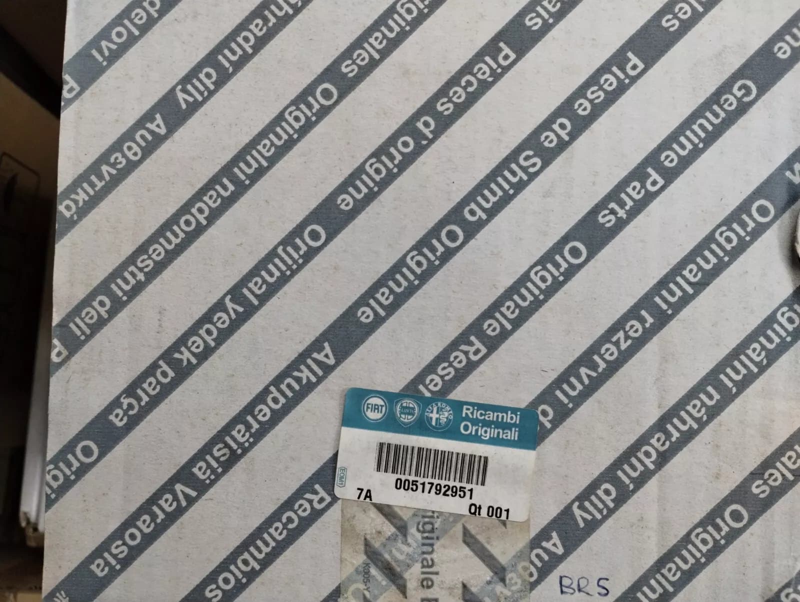 Genuine FIAT Shock absorber spring pan kit No: 51792951