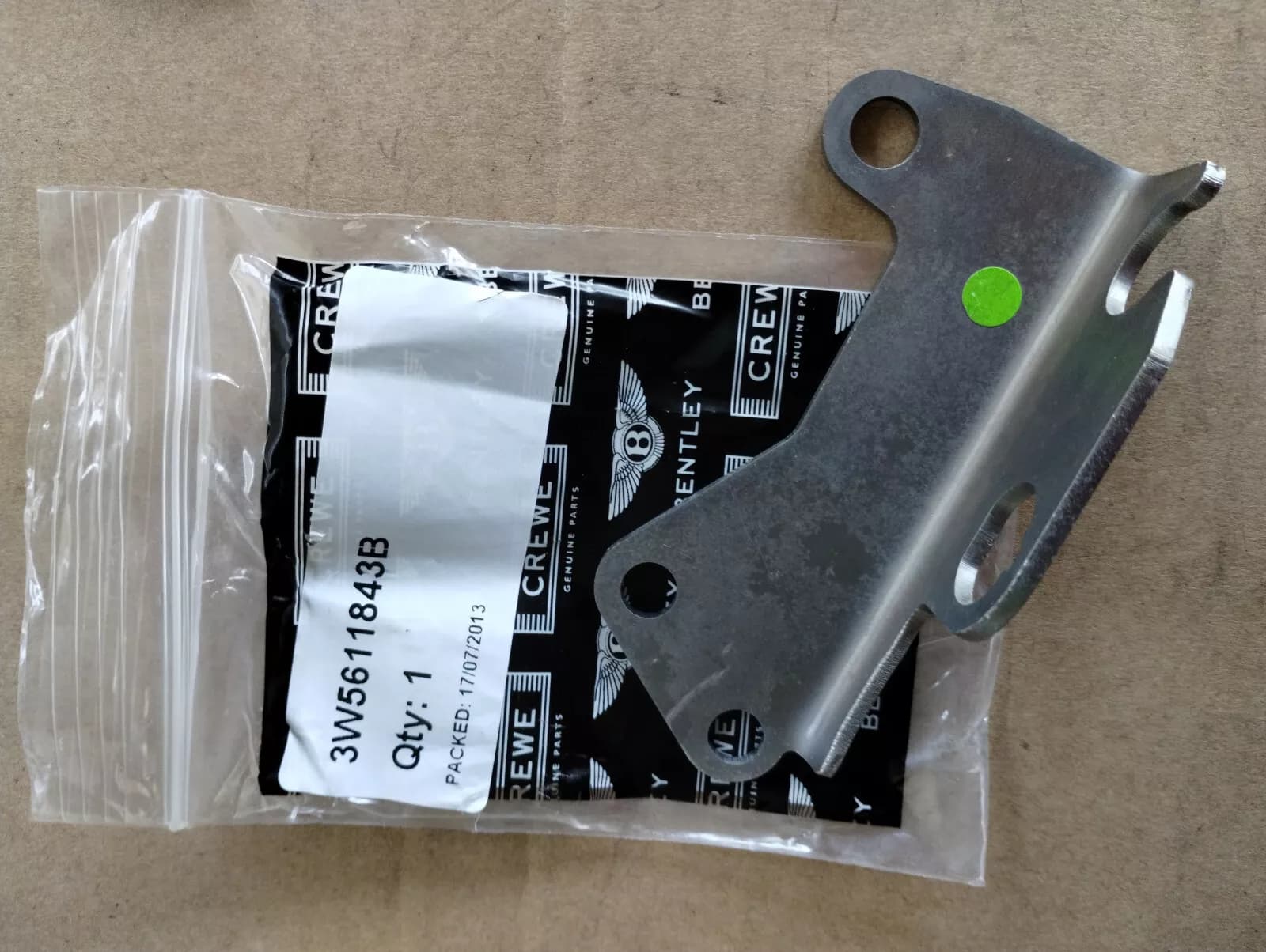 Bentley genuine BRACKET No:3W5611843B