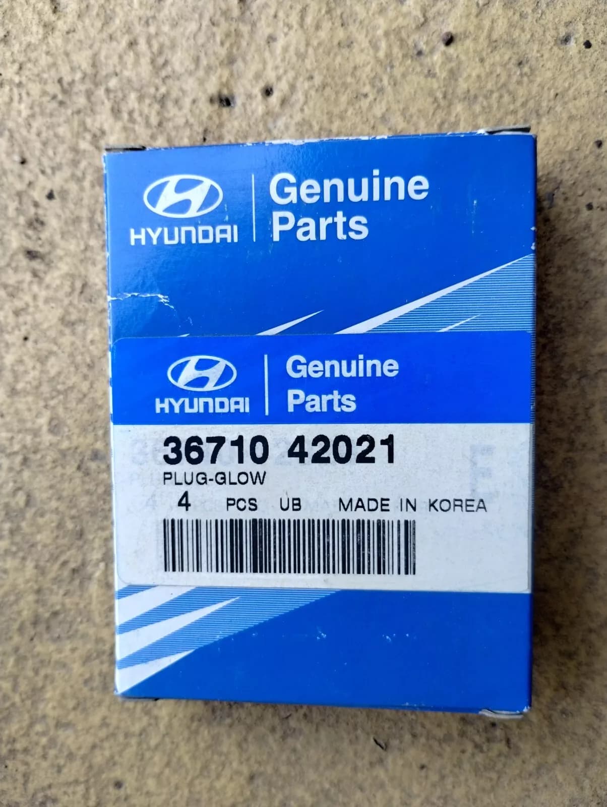 HYUNDAI genuine PLUG-GLOW No : 3671042021