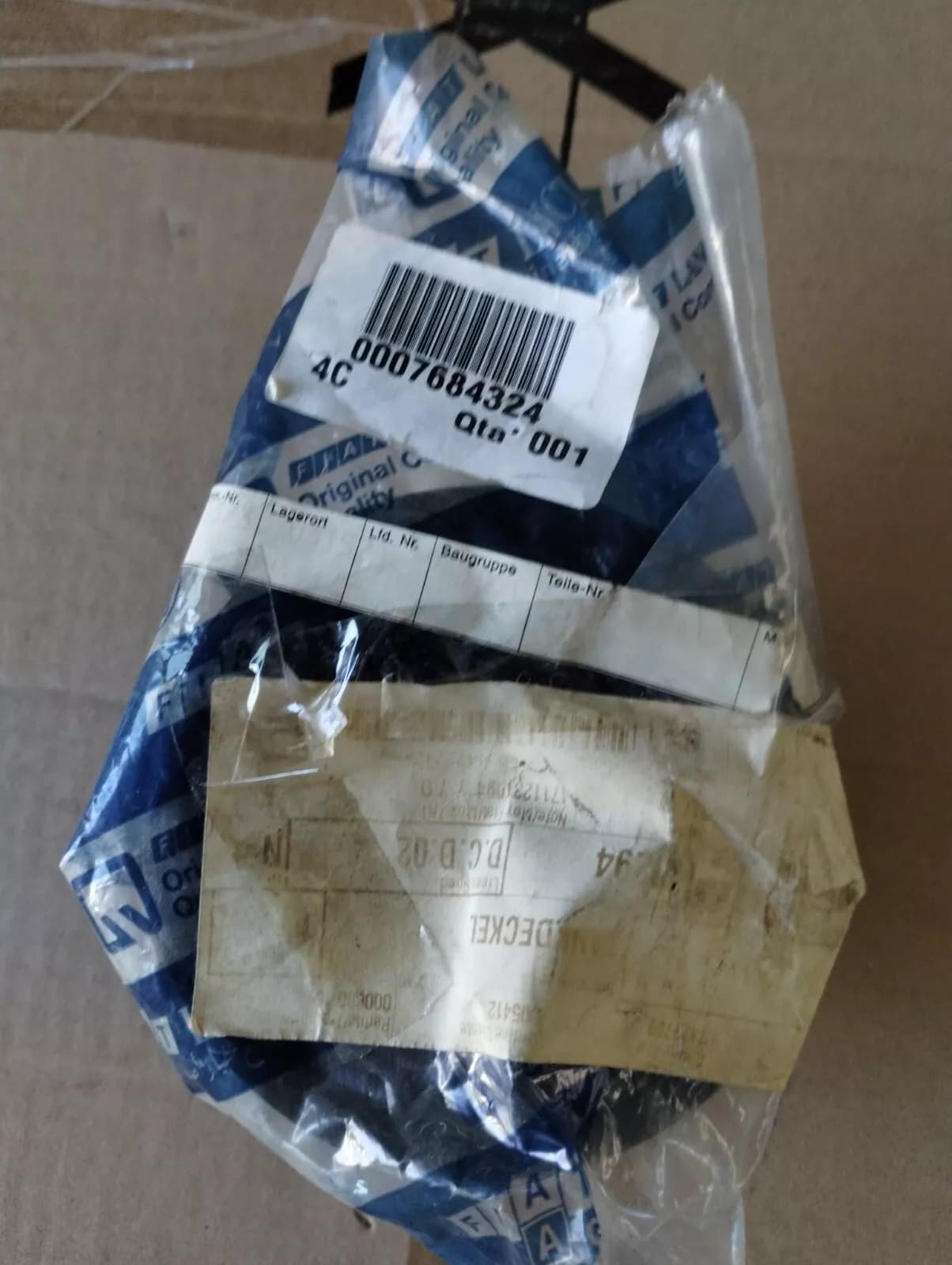 Genuine Fiat FUEL TANK PLUG No: 7684324