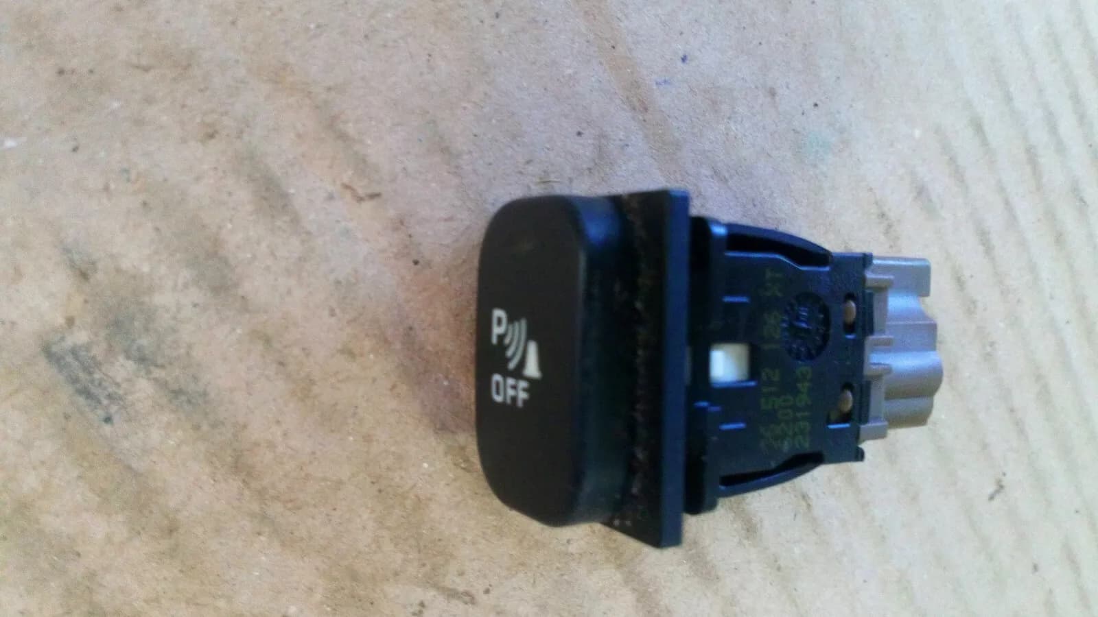 Peugeot 607 parking sensor switch part no 96512126XT