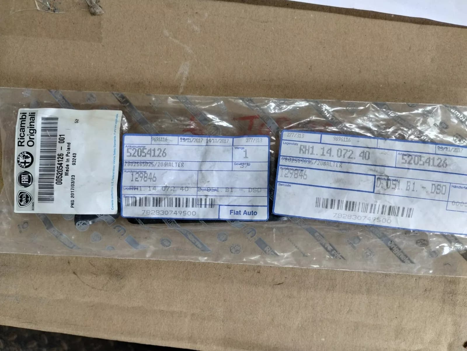 Genuine Fiat bumper holder No: 52054126