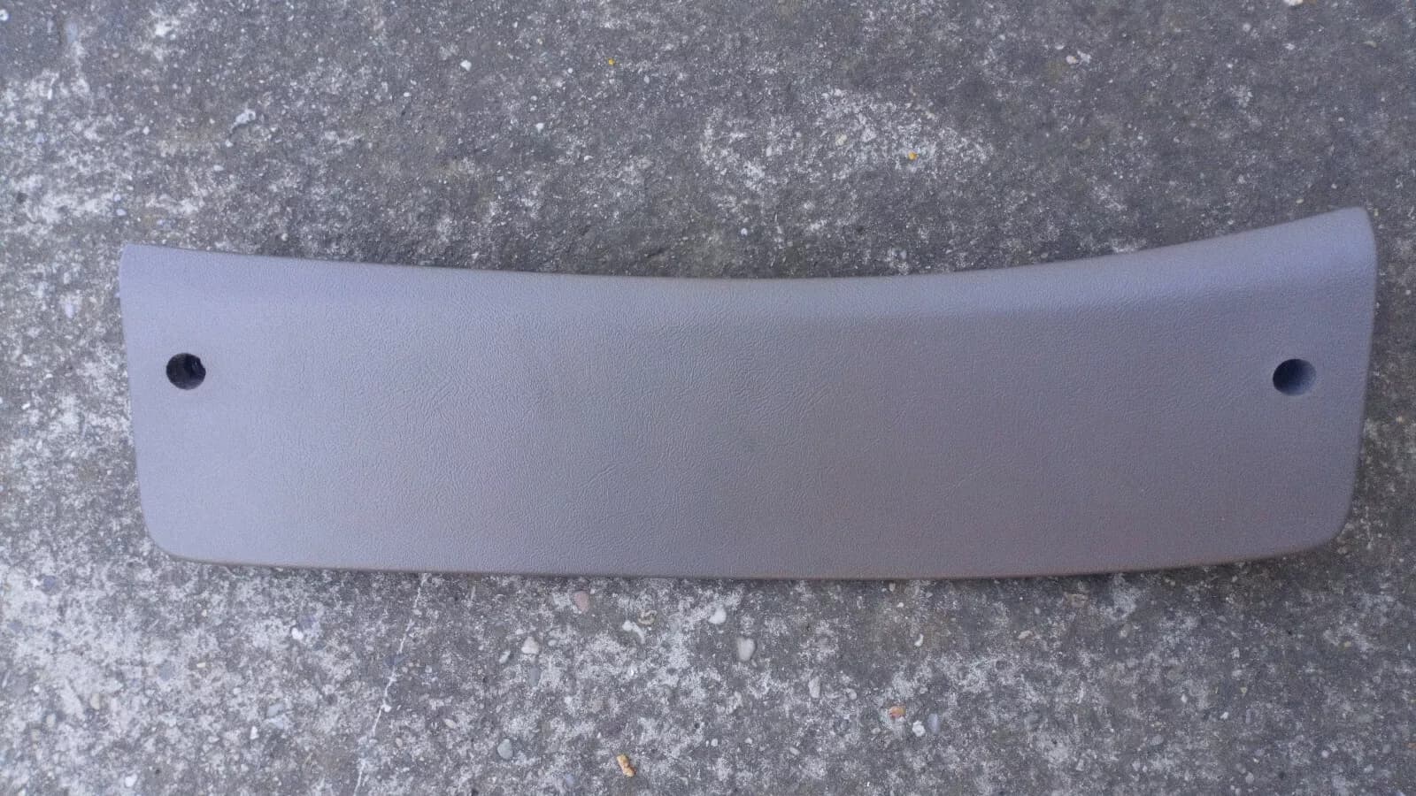 SAAB 9000 dashboard cover bottom beige RHD Part no:4428033